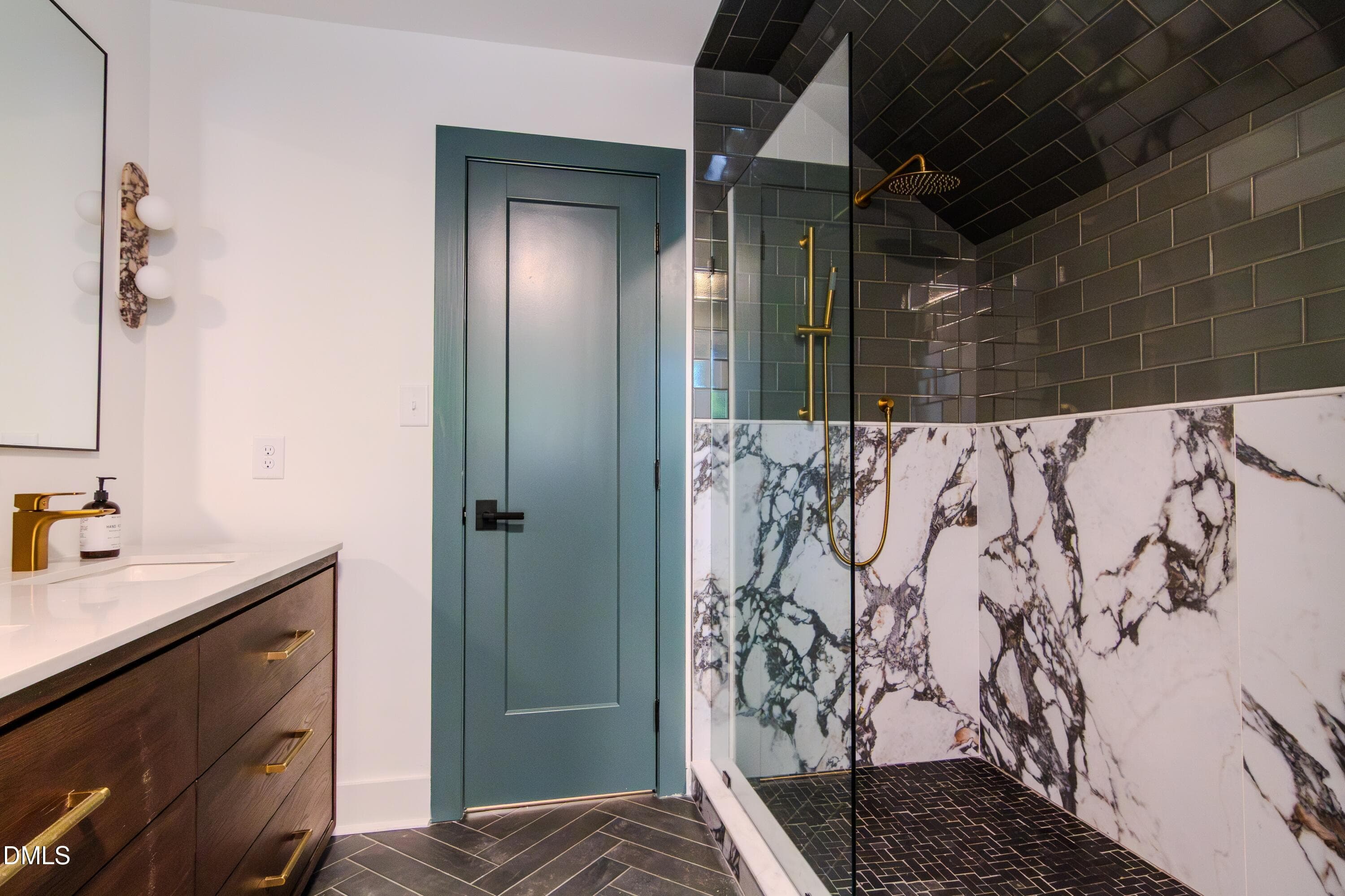 Primary Suite Bathroom - 2900 Sylvania Drive, Raleigh, NC 27607