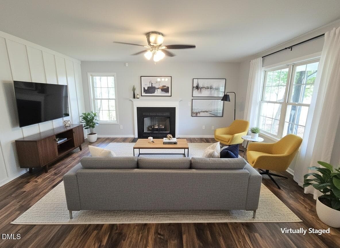 627 Kenneth Rd Living Room - 627 Kenneth Road, Greensboro, NC 27455