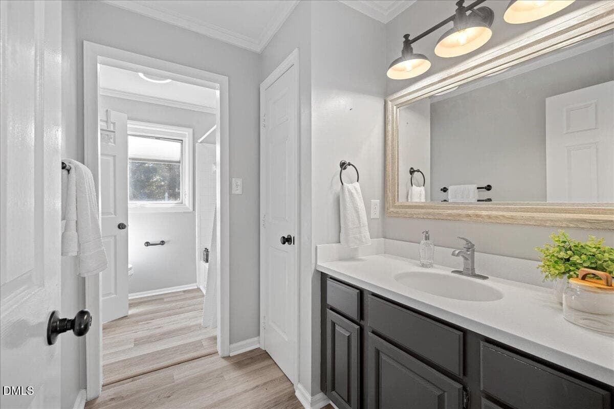 33-1112 Oakside Ct - 1112 Oakside Court, Raleigh, NC 27609