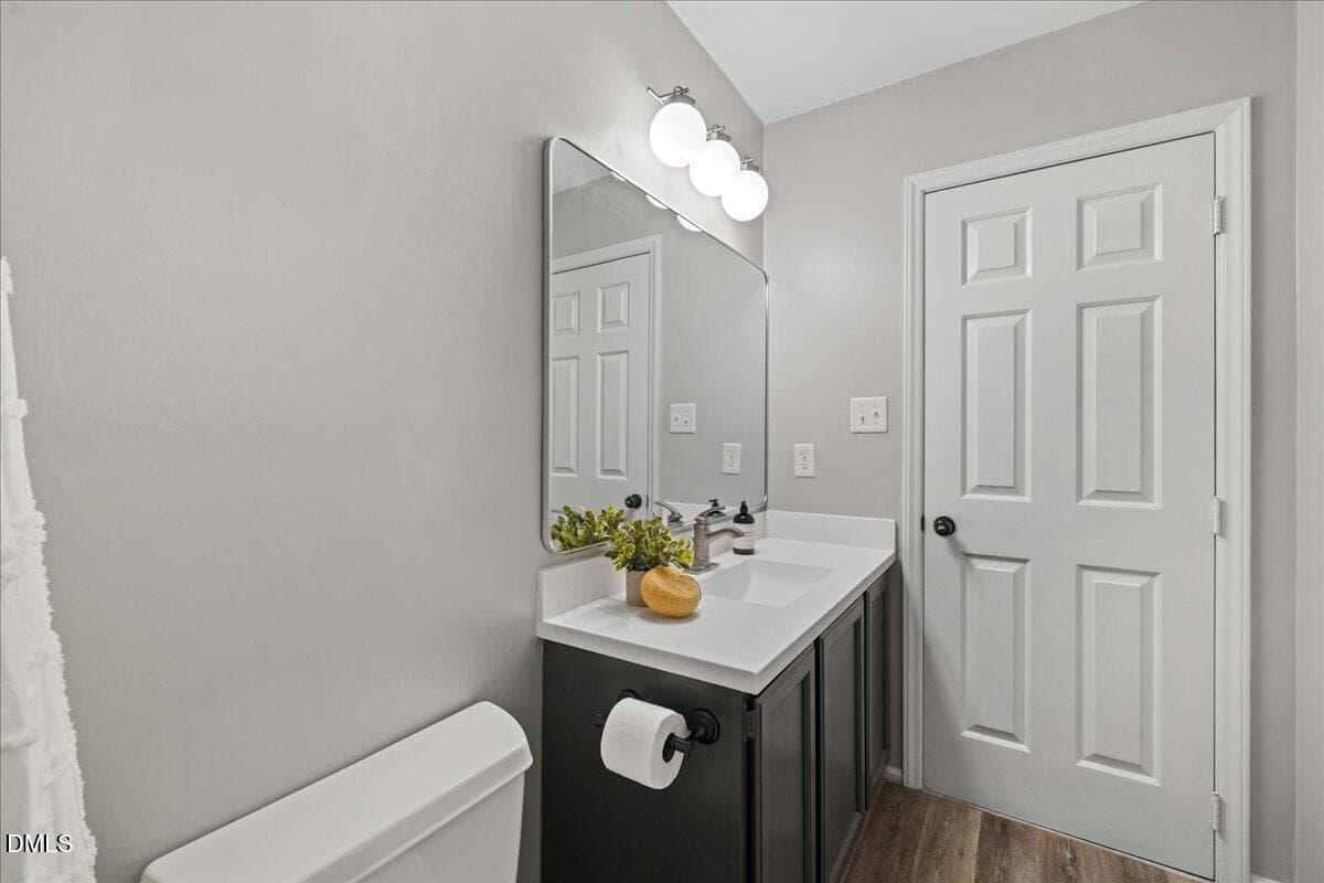 46-1112 Oakside Ct - 1112 Oakside Court, Raleigh, NC 27609