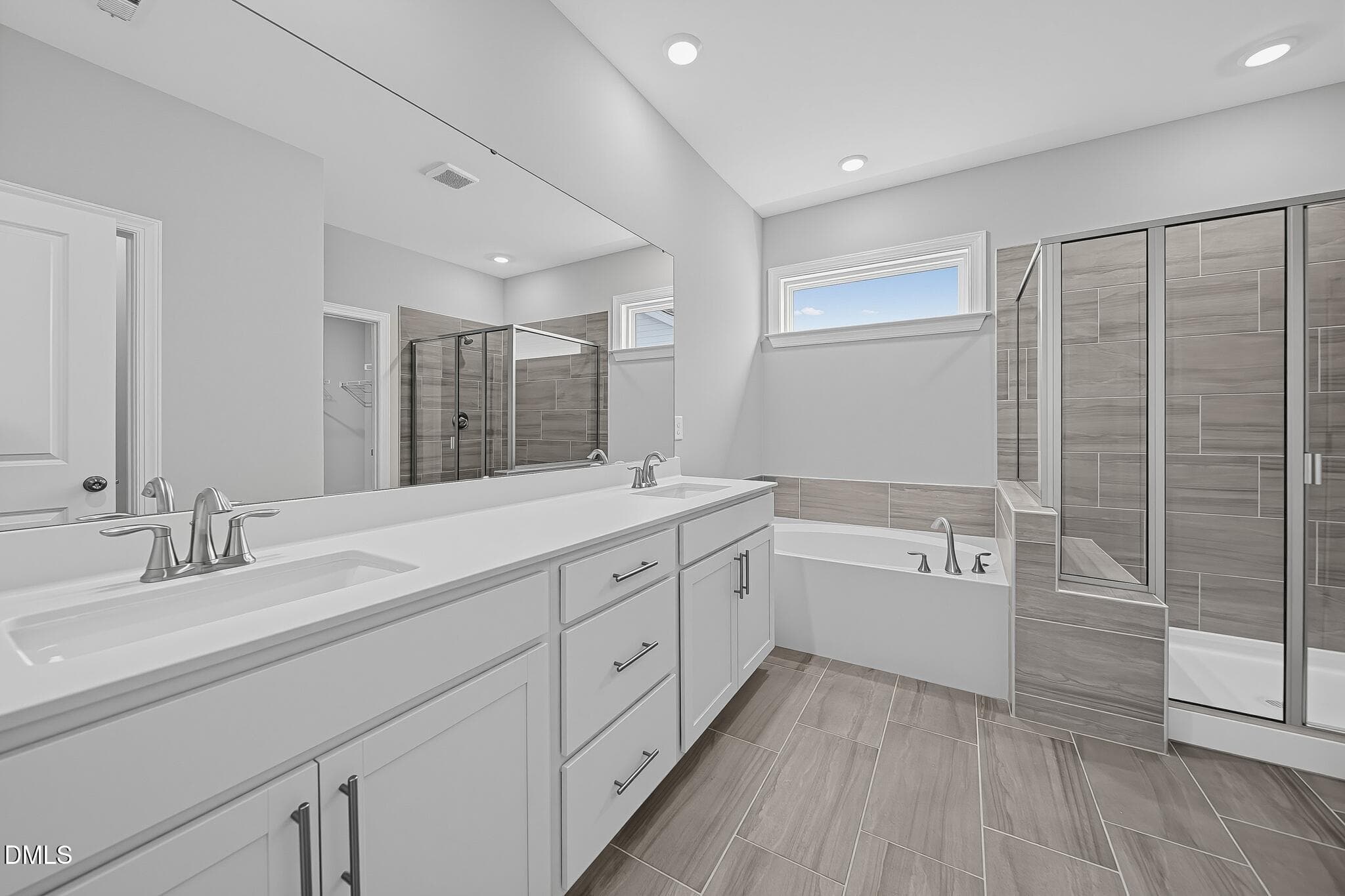SUN_ParkerRidge_Pic_SomersetIII-25 - 401 Granite Knoll Court, Rolesville, NC 27571