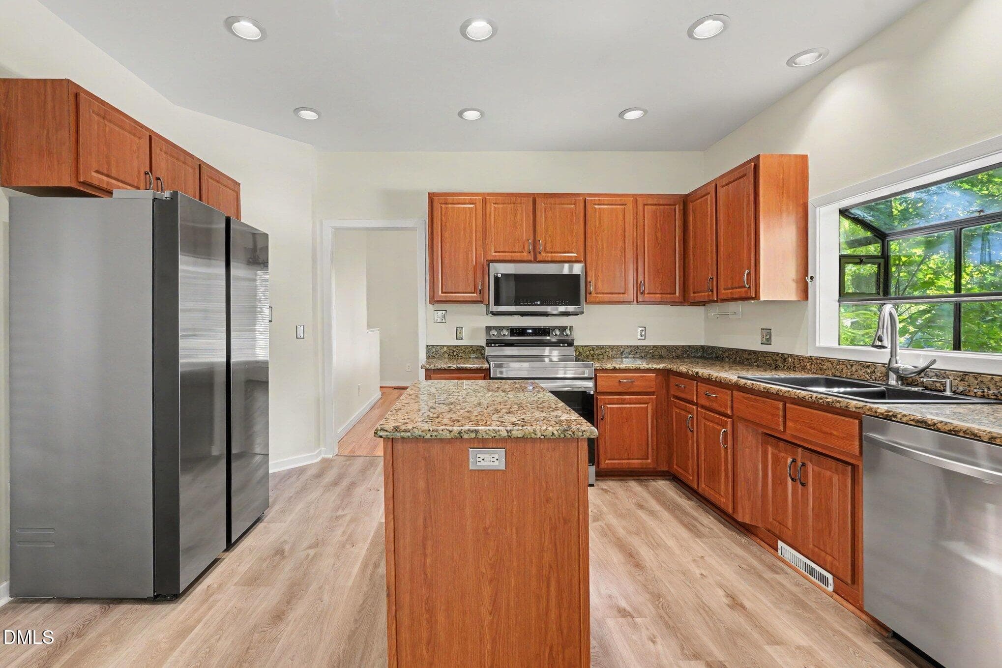 013_file_2059 - 813 Vestavia Woods Drive, Raleigh, NC 27615