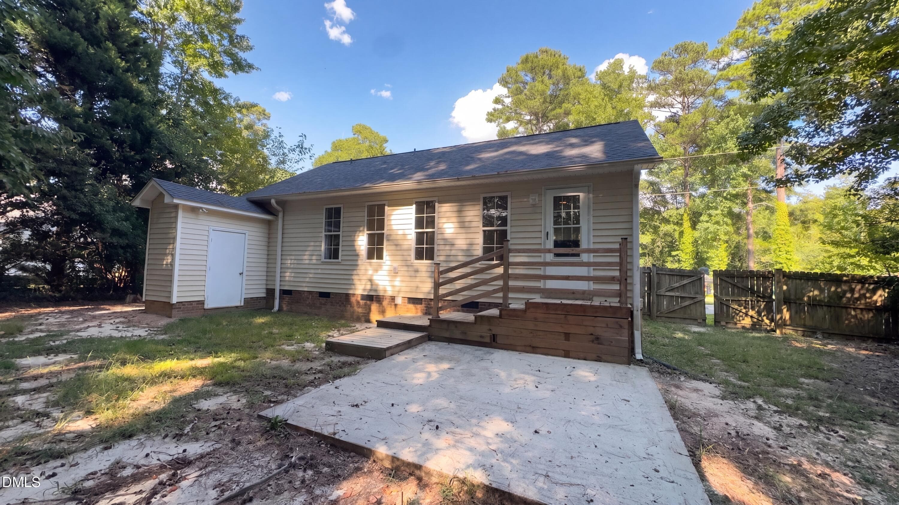 photo_02 - 270 Lakewood Drive, Wendell, NC 27591