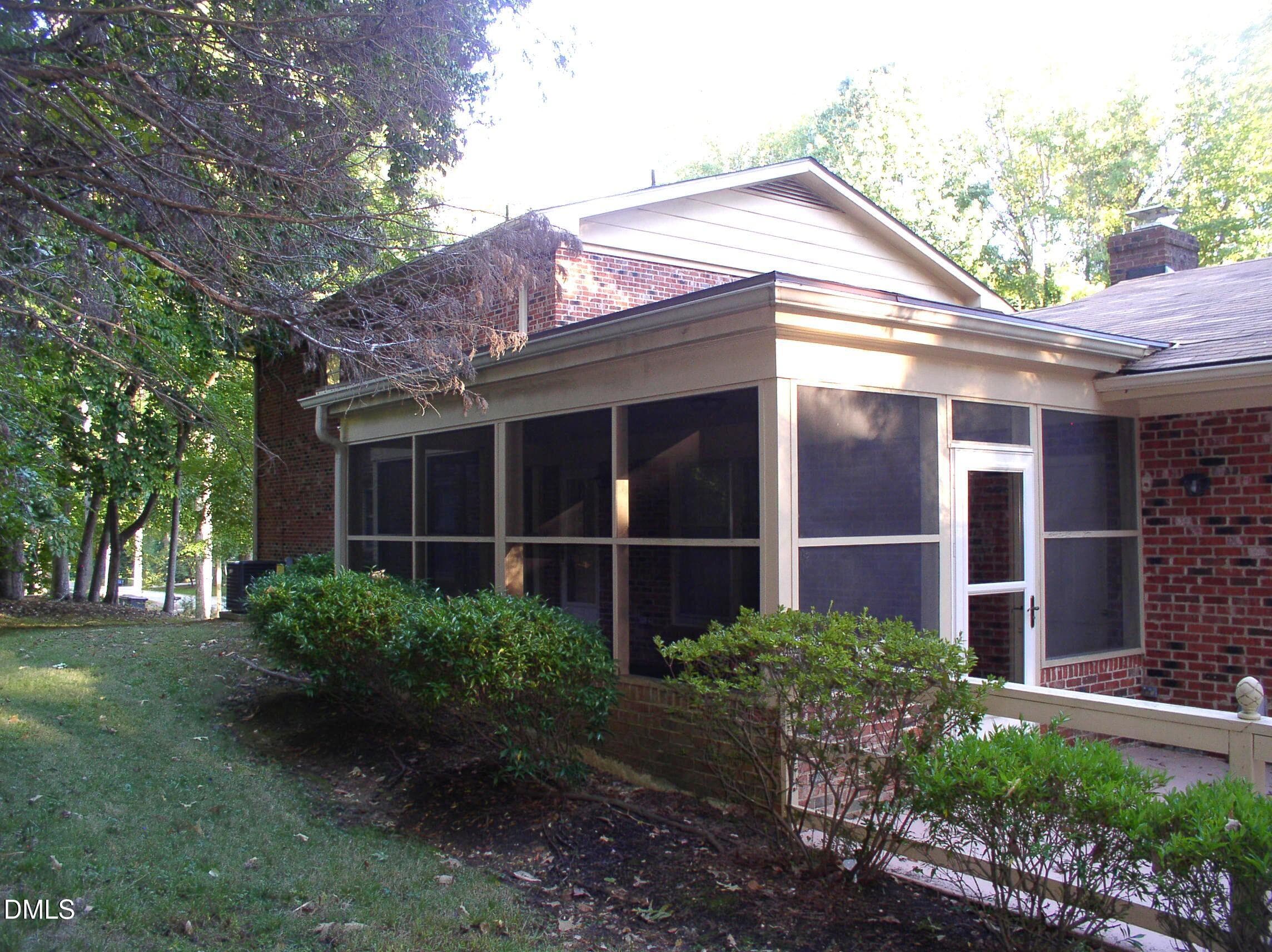 P1010187 - 1818 Brookrun Road, Henderson, NC 27536