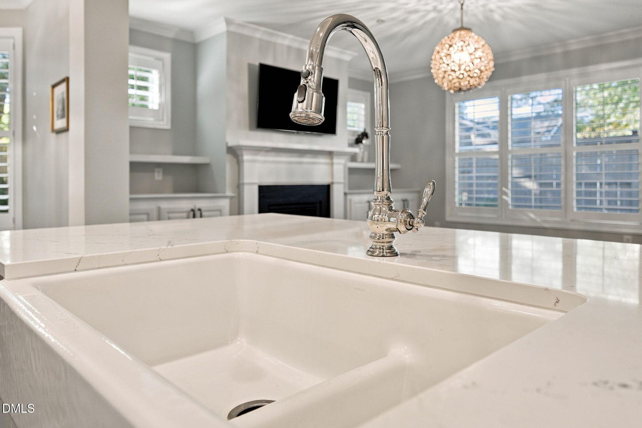19-web-or-mls-IMG_7811 - 2741 Oberlin Road 101, Raleigh, NC 27608