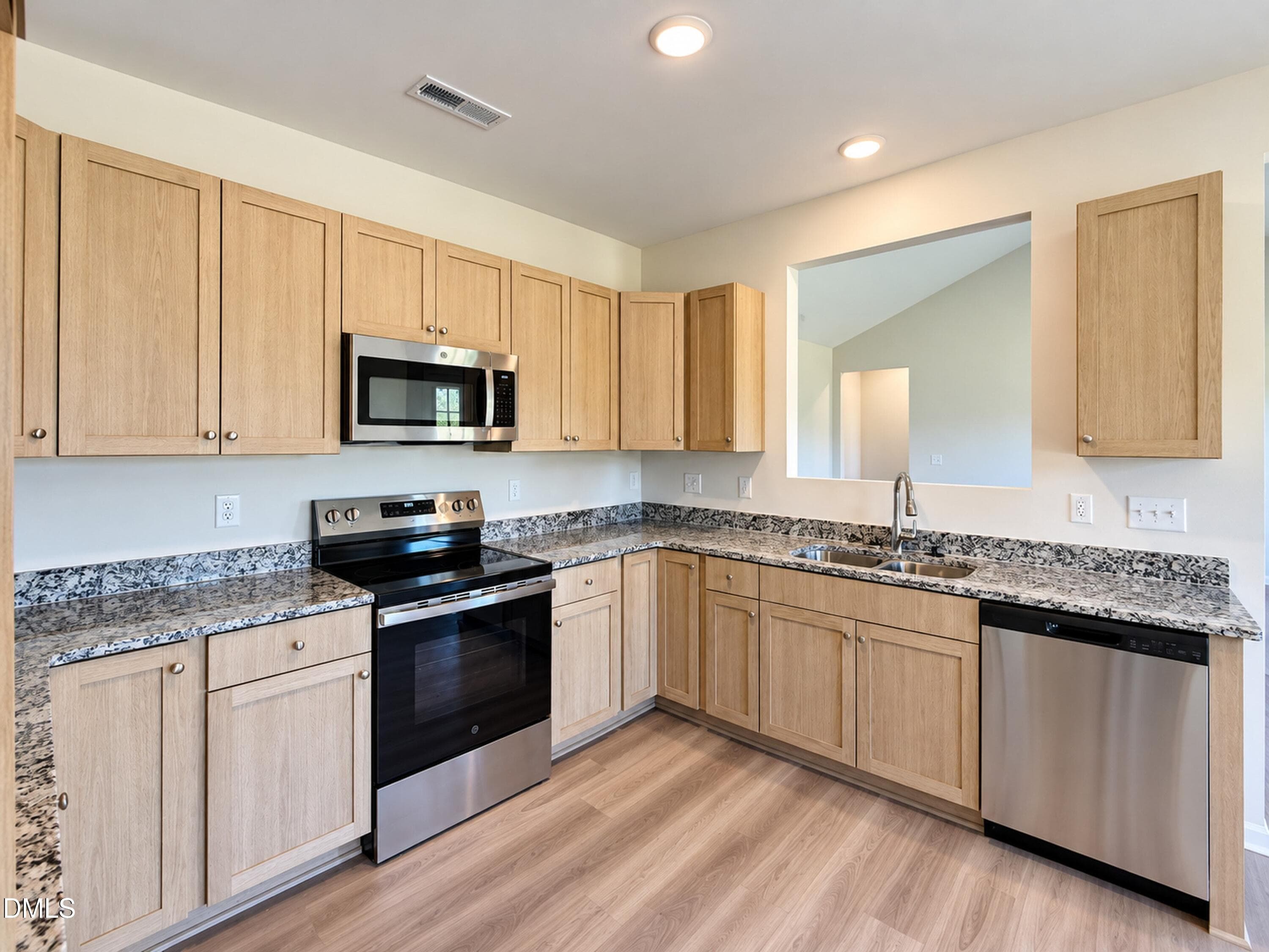 10.19.26 - 7 - 39 E Emily Gardens Drive (86), Selma, NC 27576