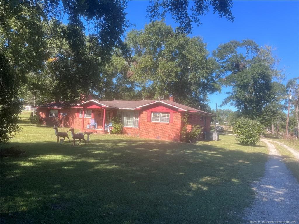 Photo 3 - 2479 ROCKFISH Road, Raeford, NC 28376