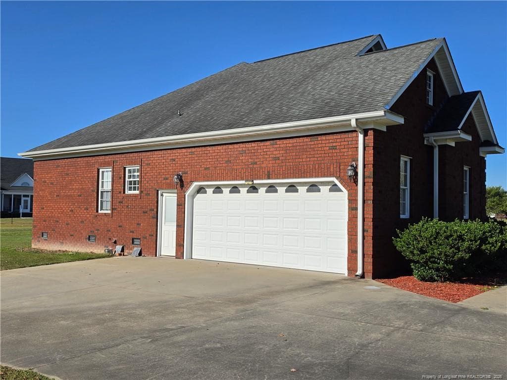 Photo 5 - 102 Trailwater Drive, Goldsboro, NC 27530