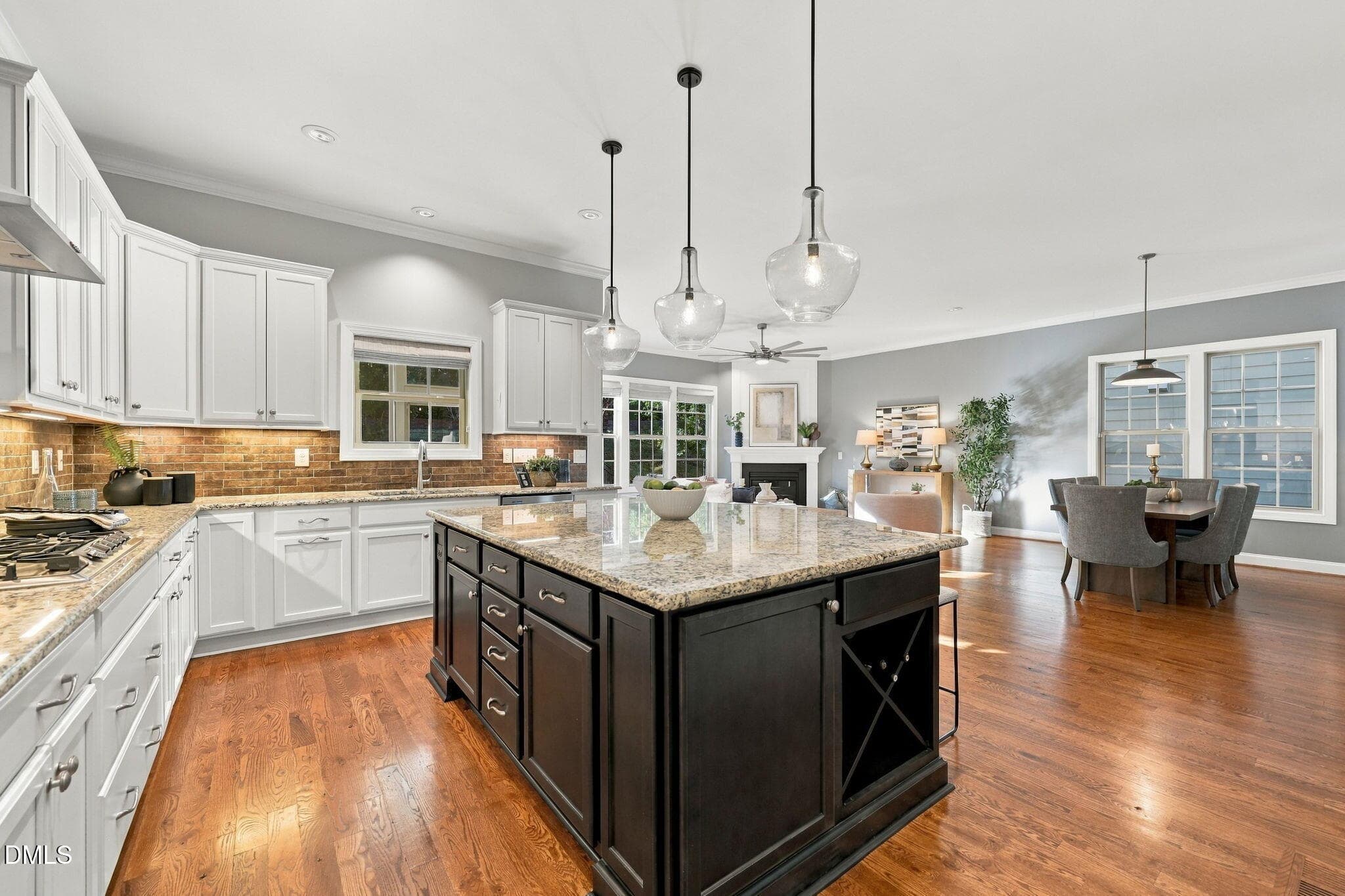 22-web-or-mls-IMG_4577 - 931 Regency Cottage Place, Cary, NC 27518