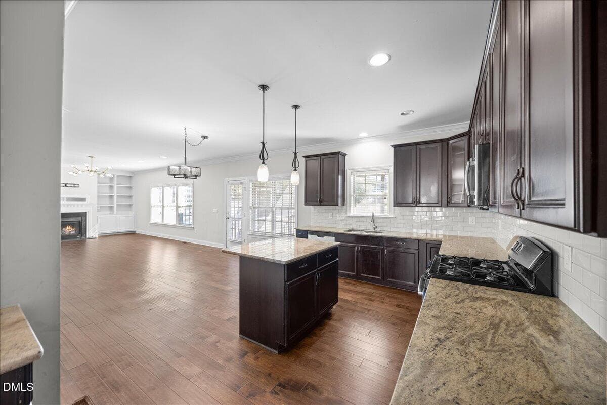 05-2A1A5342 - 700 Crimson Oak Lane, Fuquay Varina, NC 27526