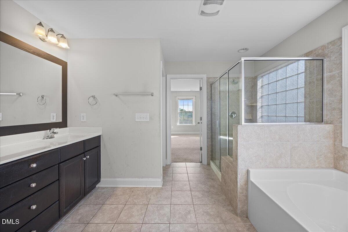 20-2A1A5387 - 700 Crimson Oak Lane, Fuquay Varina, NC 27526