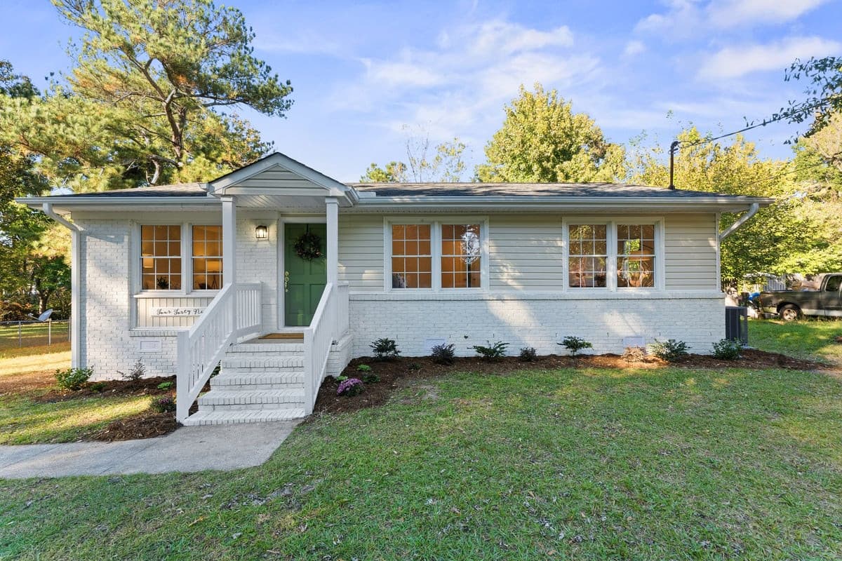 449 E Smithfield St - 449 E Smithfield Street, Angier, NC 27501