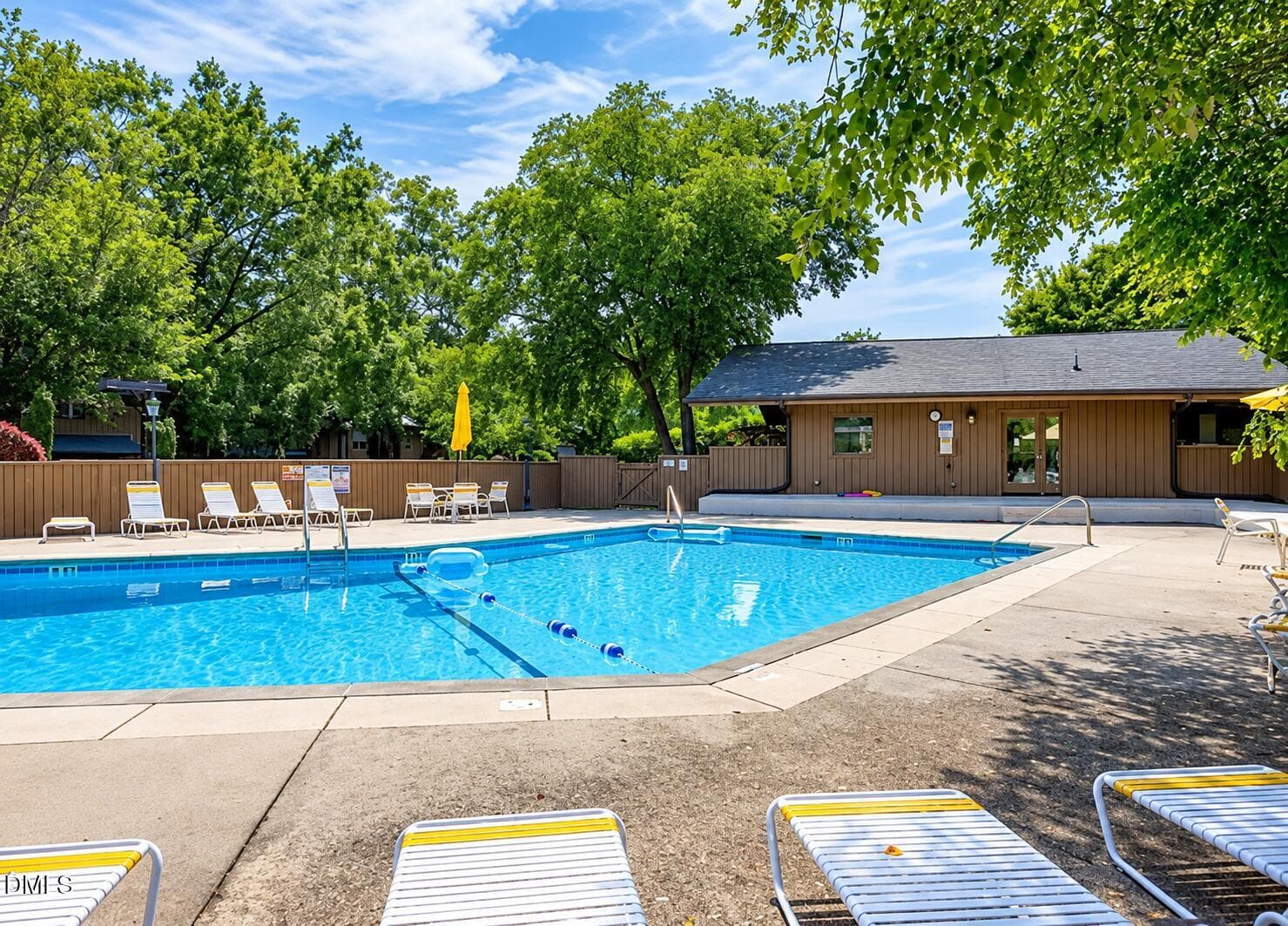 oaks pool - 1705 Oak Tree Drive, Chapel Hill, NC 27517