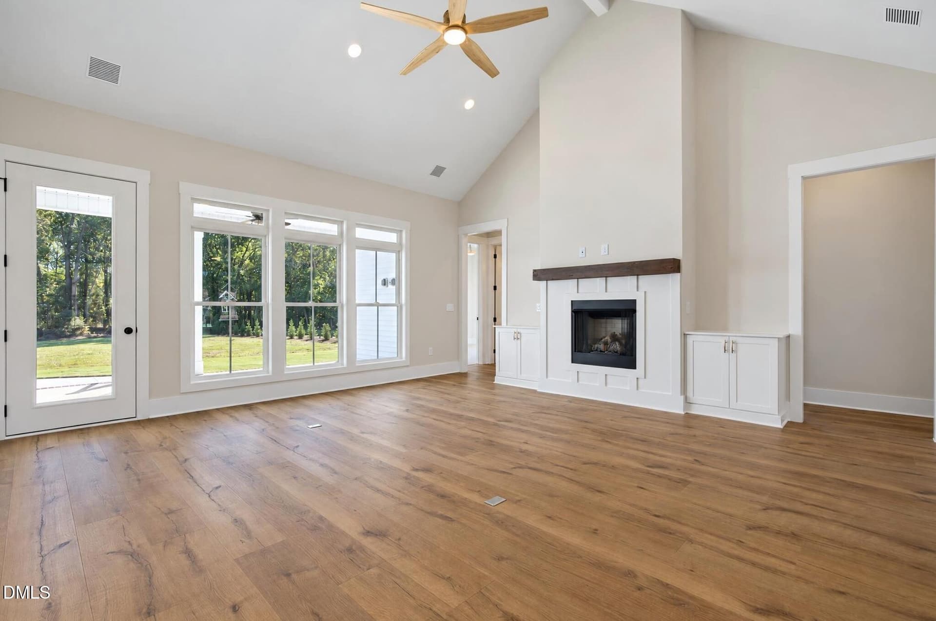 Living Room view to Covered Back Porch - 9389 Nc-210, Four Oaks, NC 27524