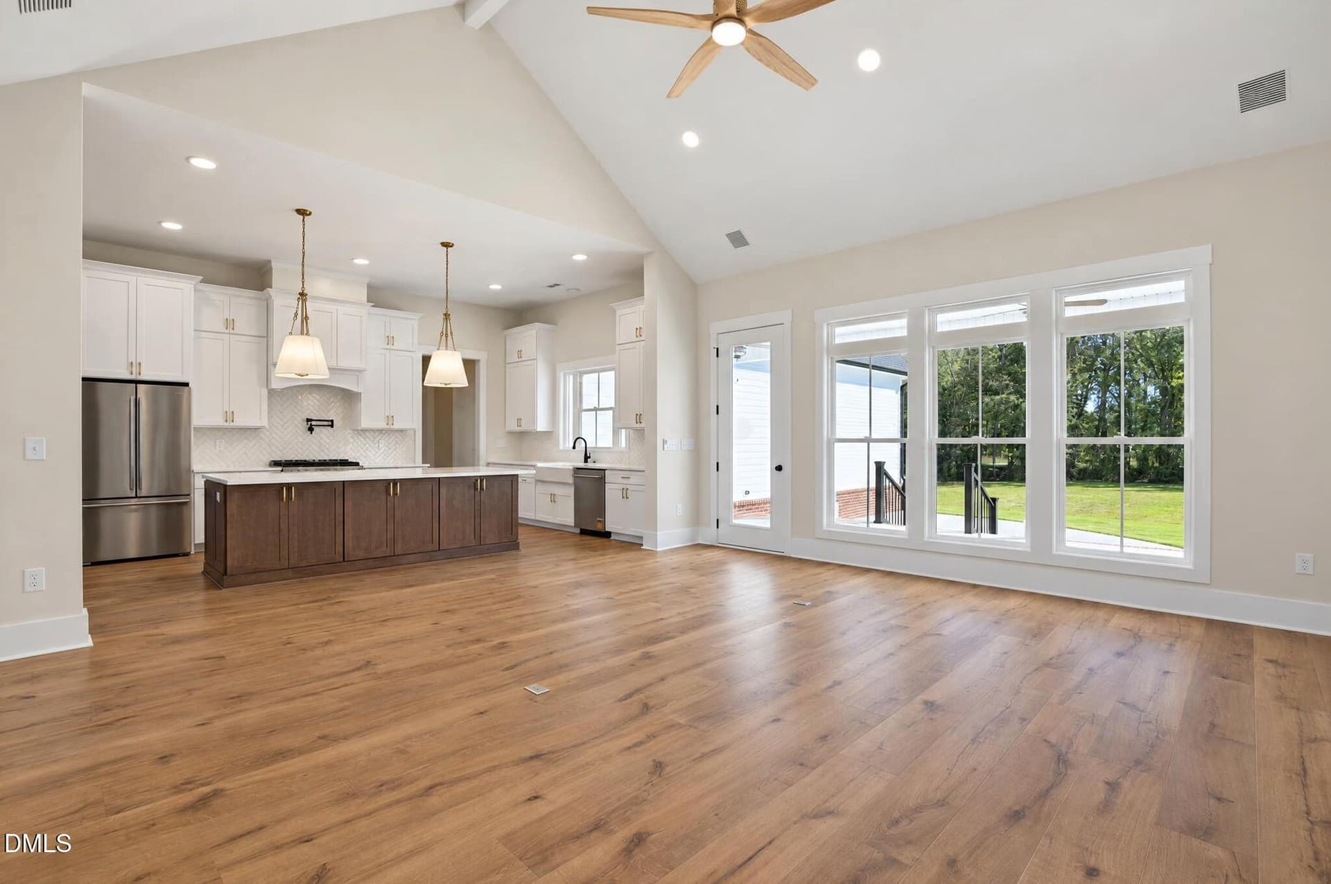 Living Room - 9389 Nc-210, Four Oaks, NC 27524