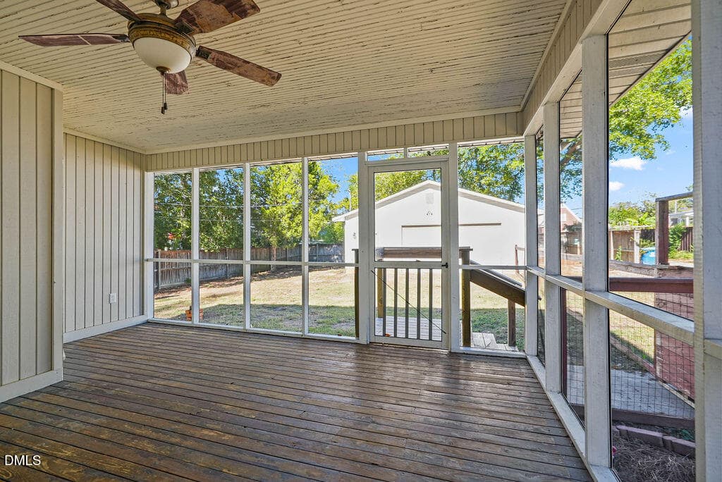 done710wdivinest-8 - 710 W Divine Street, Dunn, NC 28334