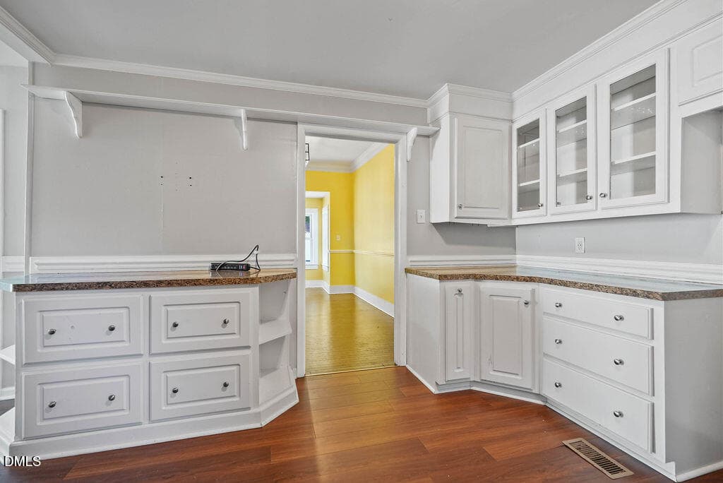 done710wdivinest-17 - 710 W Divine Street, Dunn, NC 28334