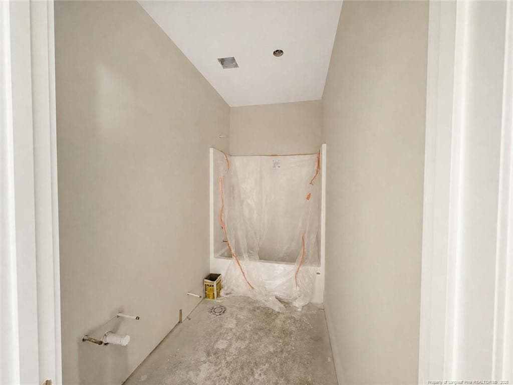 Full Bath - 691 Hector McNeill Road, Raeford, NC 28376