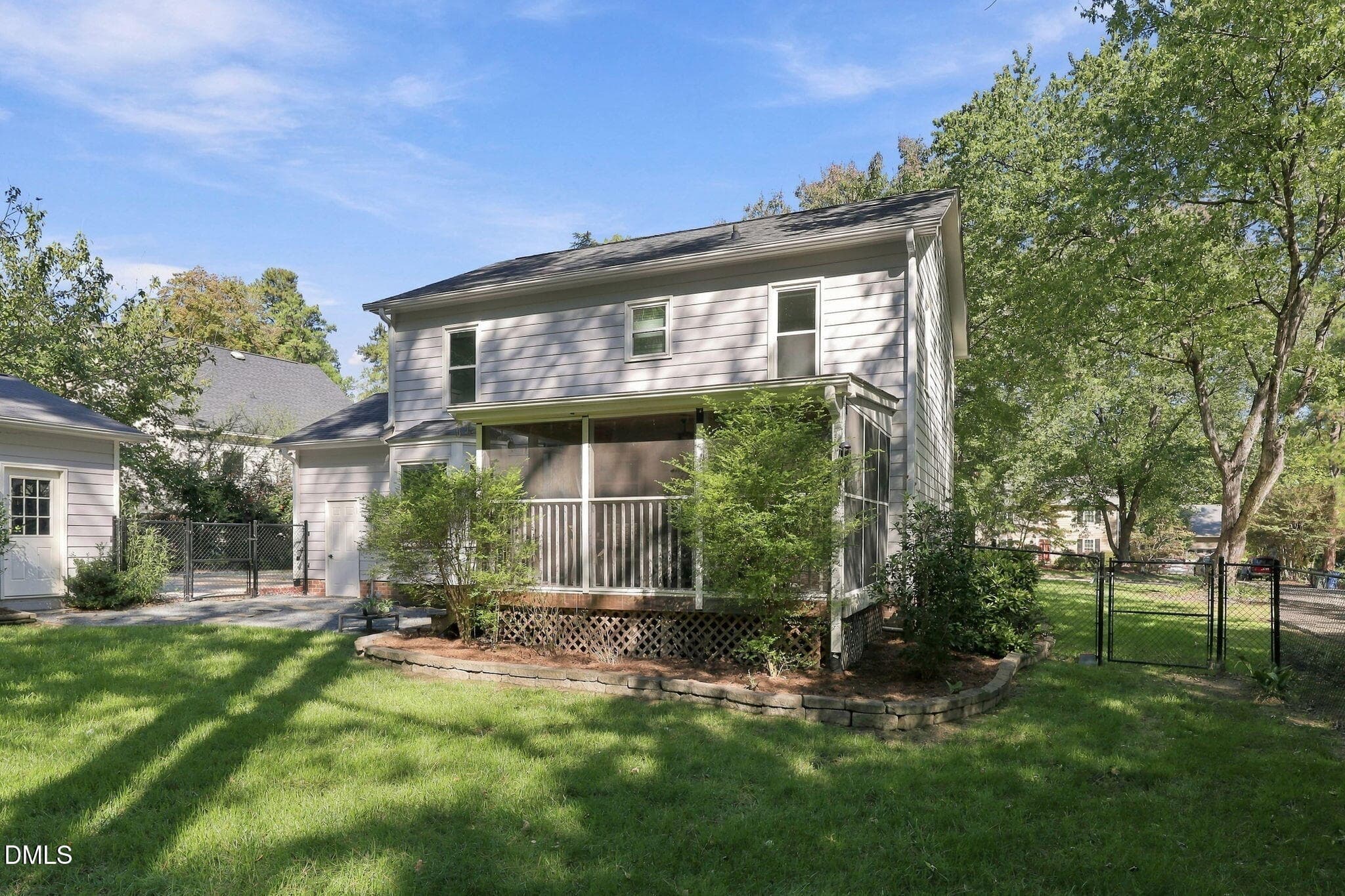49-web-or-mls-IMG_0451_1 - 416 Myrtlewood Court, Raleigh, NC 27609