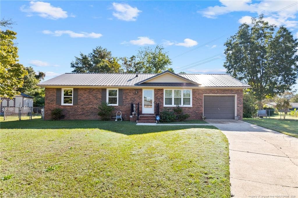 2103 Tunis Court, Fayetteville, NC 28304