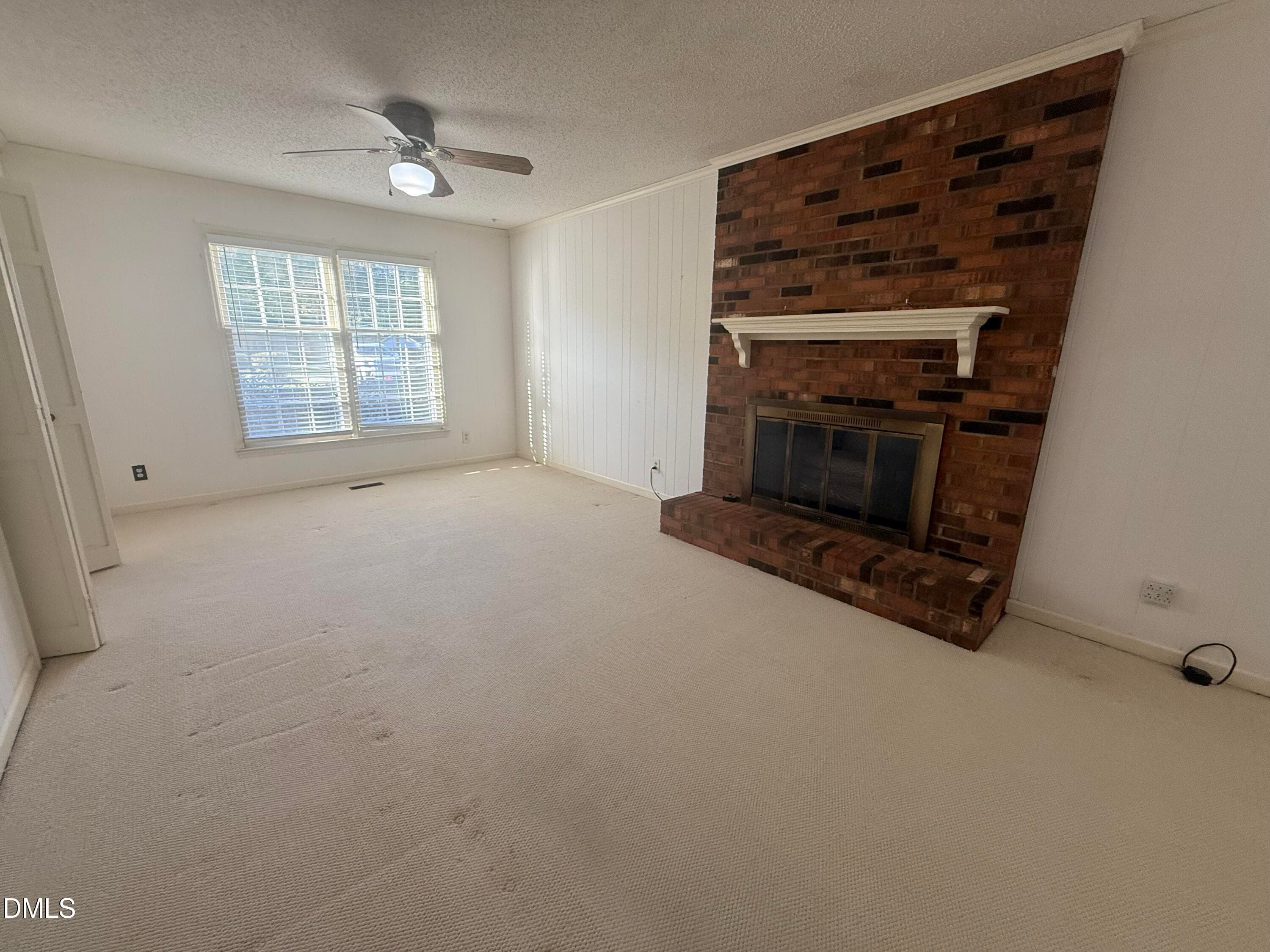 Family Room - 5318 Laurent Drive, Durham, NC 27712