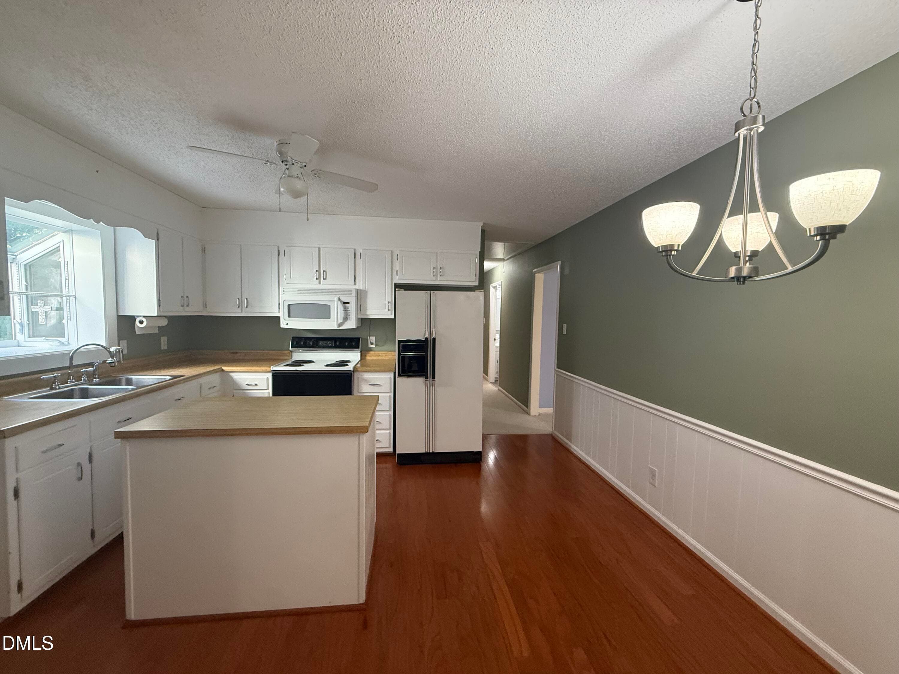 Eat-in Kitchen - 5318 Laurent Drive, Durham, NC 27712