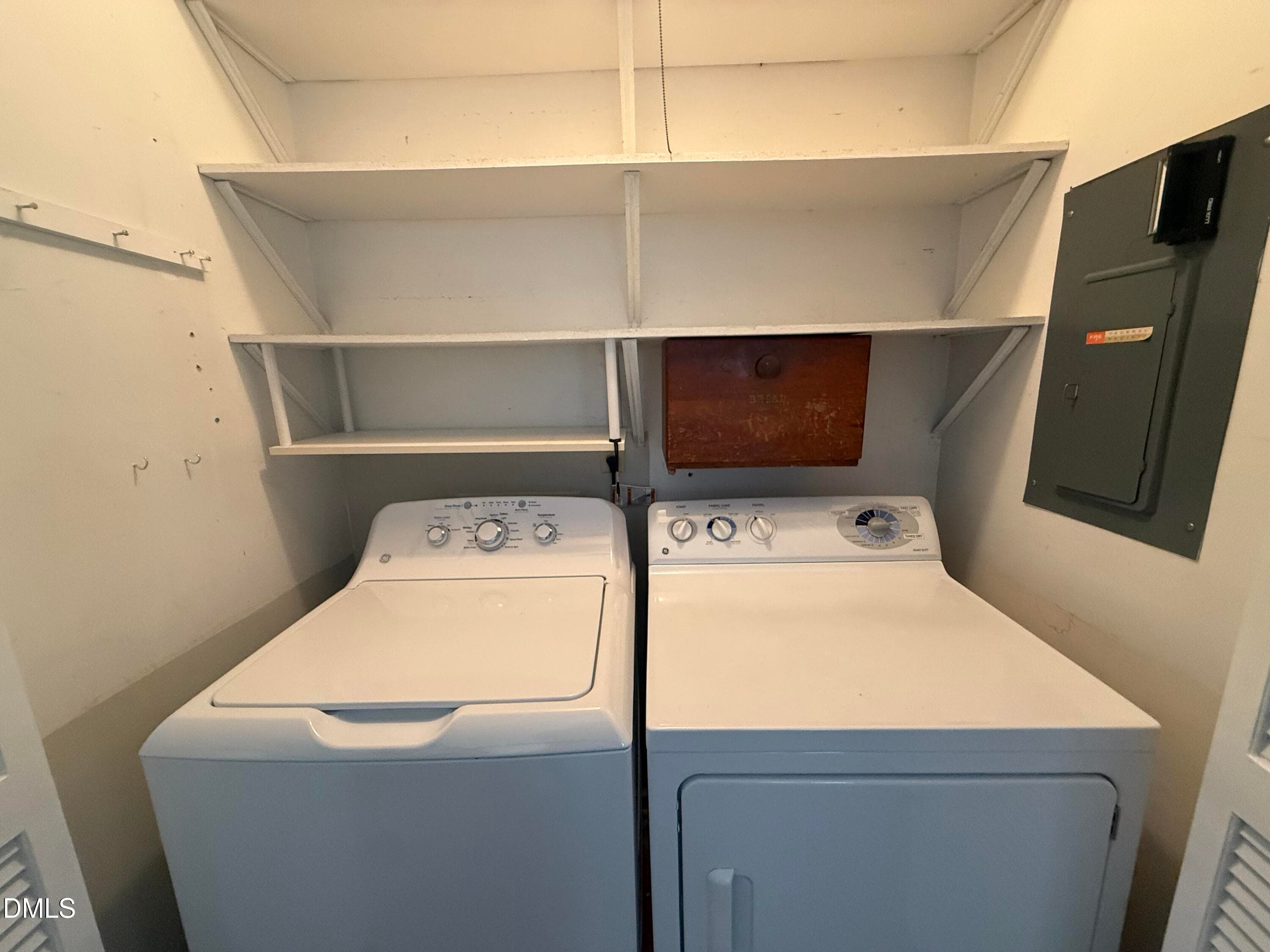Laundry - 5318 Laurent Drive, Durham, NC 27712