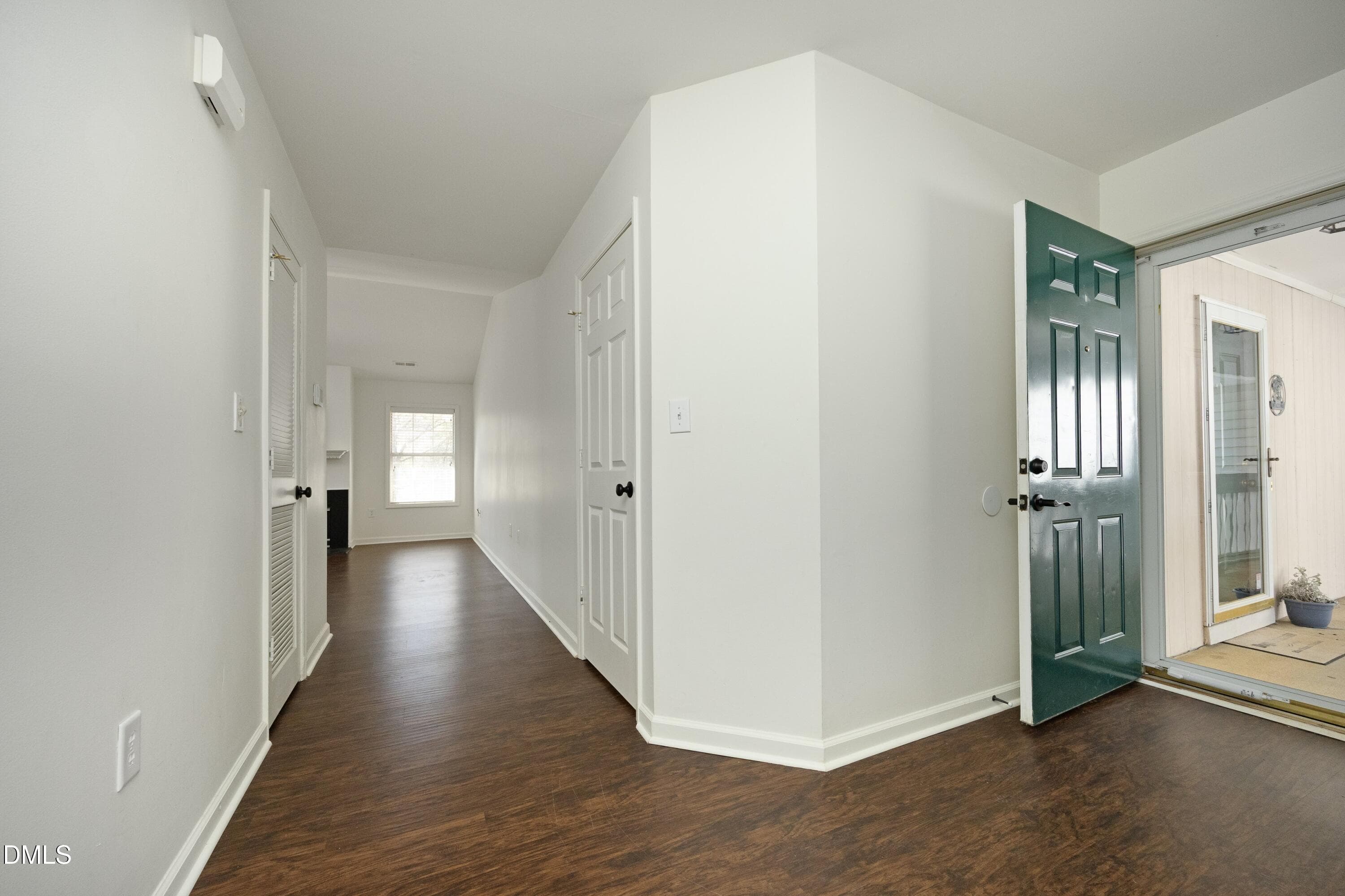 04EntryHall - 521 Renshaw Court, Cary, NC 27518