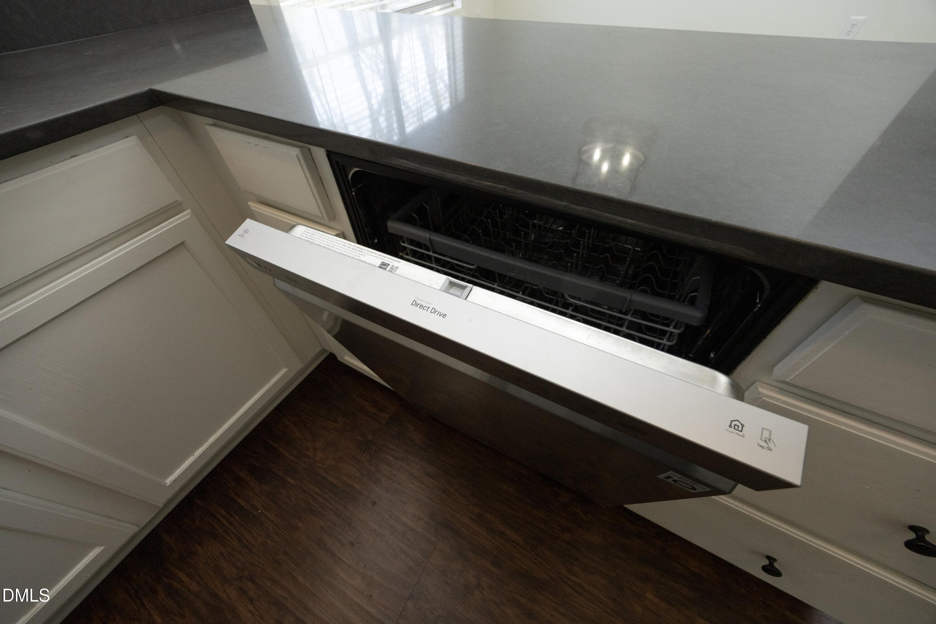 13Dishwasher - 521 Renshaw Court, Cary, NC 27518