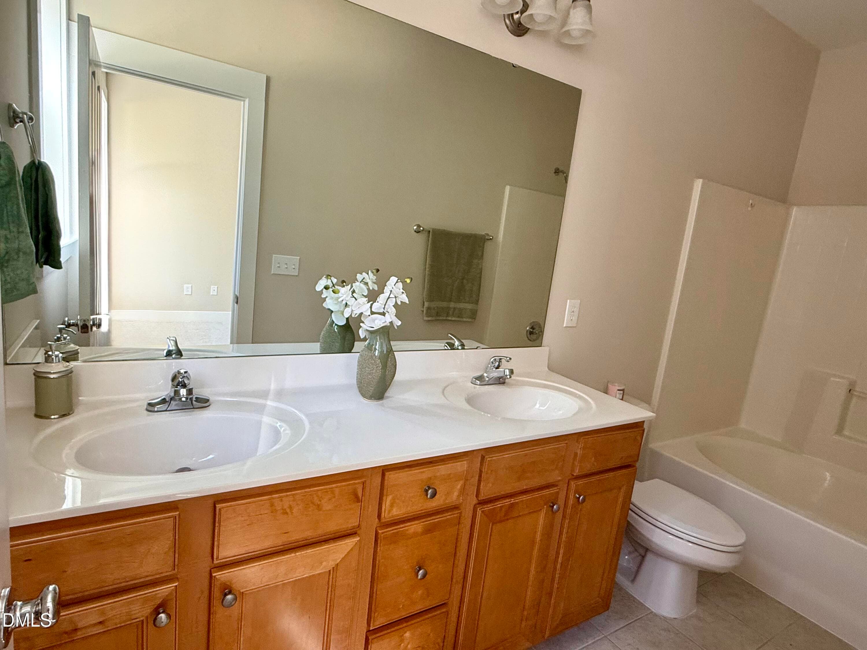 MB Bath - 4522 All Points View Way, Raleigh, NC 27614