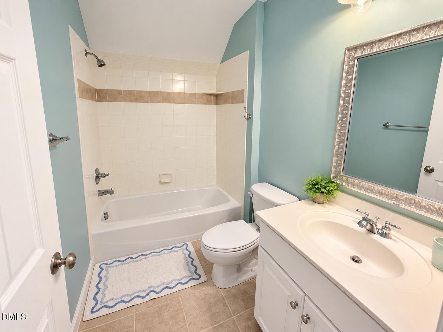 7904 Pine TimberTeal Bathroom Retreat - 7904 Pine Timber Drive, Raleigh, NC 27613