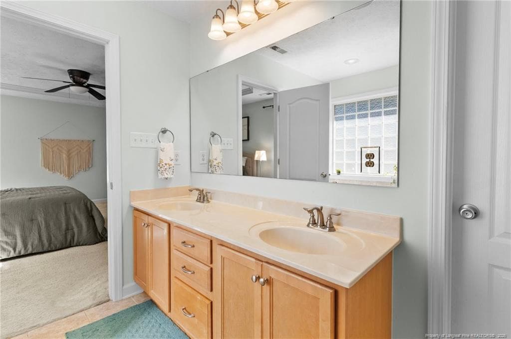 Photo 20 - 417 Thorncliff Drive, Raeford, NC 28376