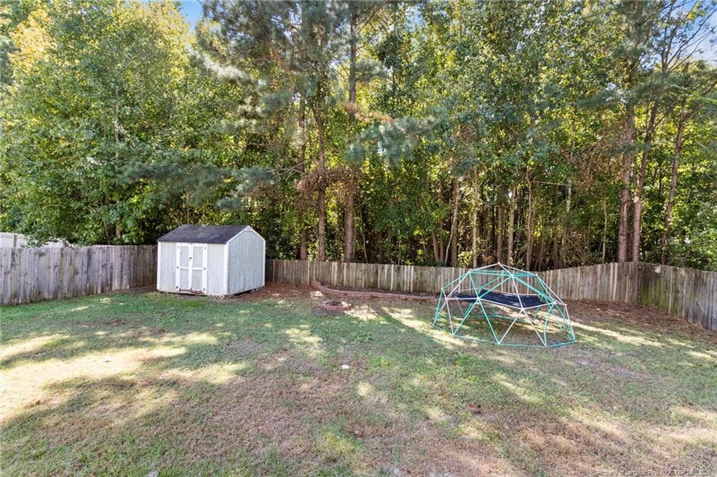 Wooded tree line - 417 Thorncliff Drive, Raeford, NC 28376