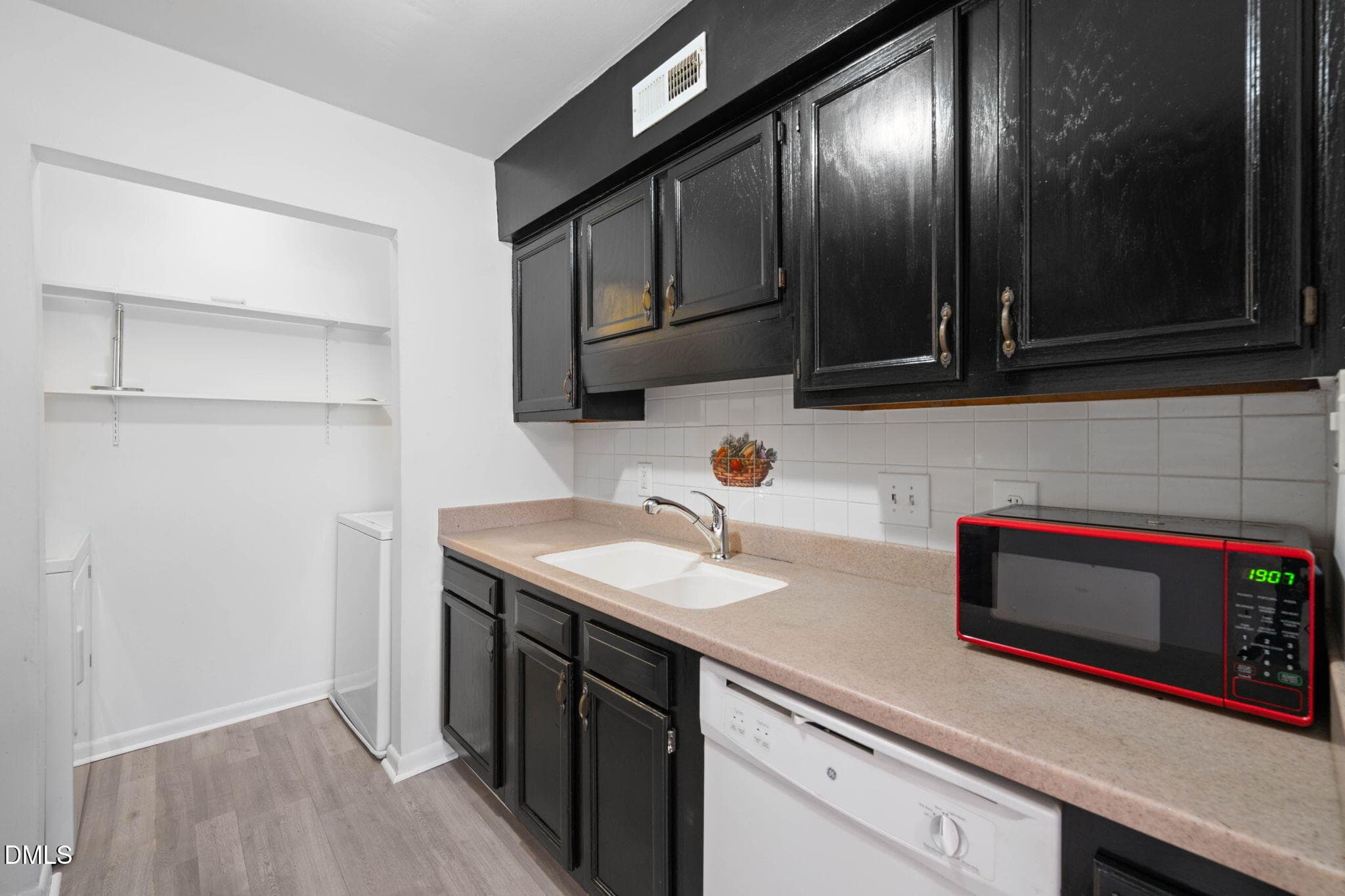 9-web-or-mls-untitled-19 - 7119 Sandy Creek Drive, Raleigh, NC 27615