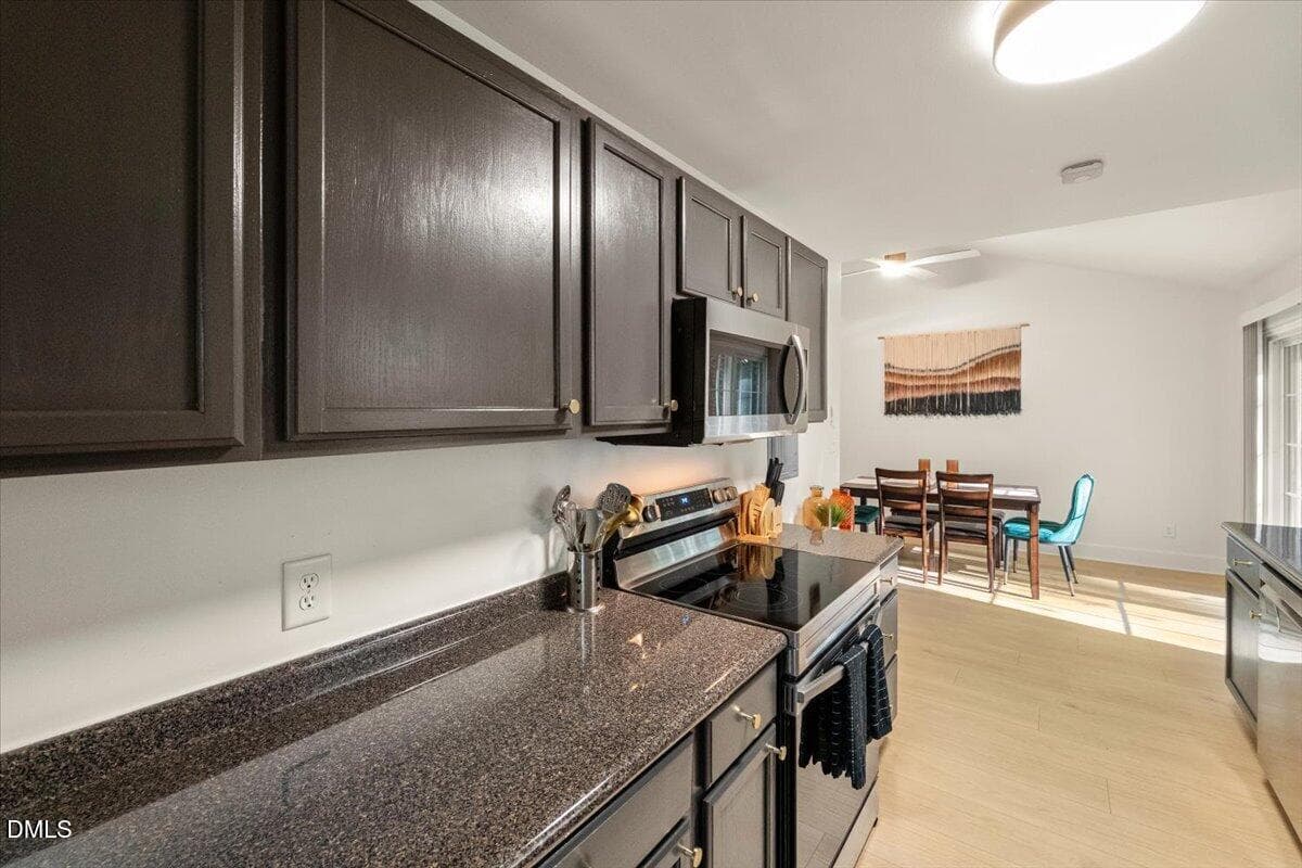 17-P1157496 - 2946 Glenridge Drive, Raleigh, NC 27604