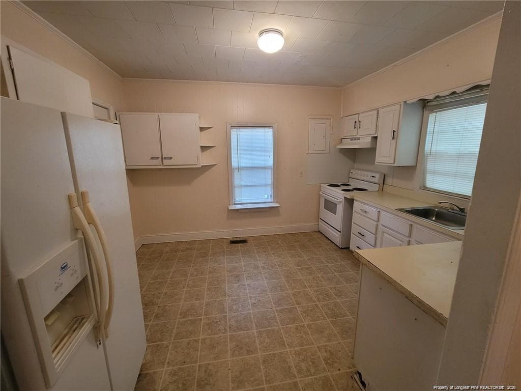 Photo 3 - 3915 Russell Street, Hope Mills, NC 28348