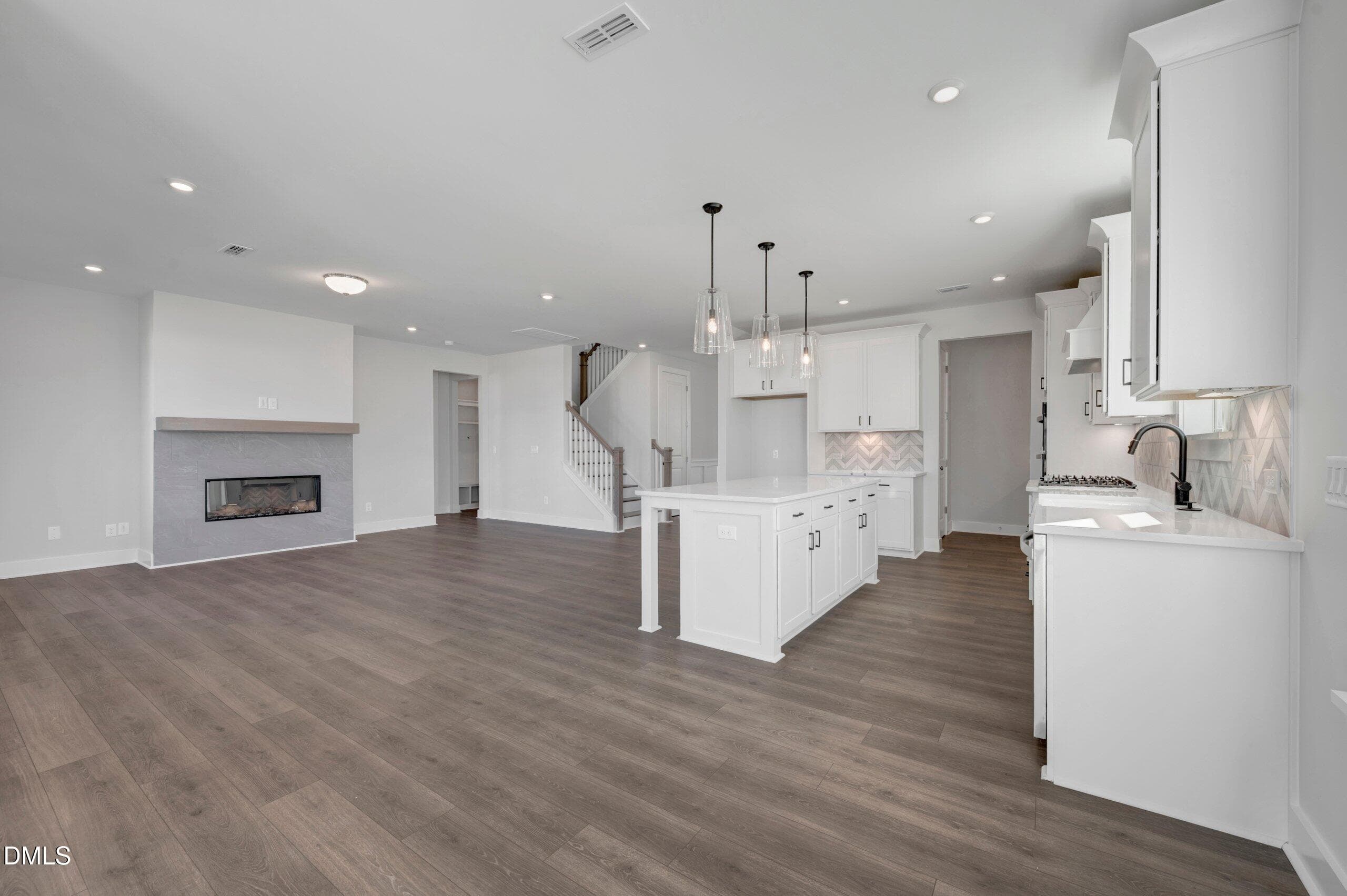 Homesite40-024 - 2478 Vetrina Way, Apex, NC 27502