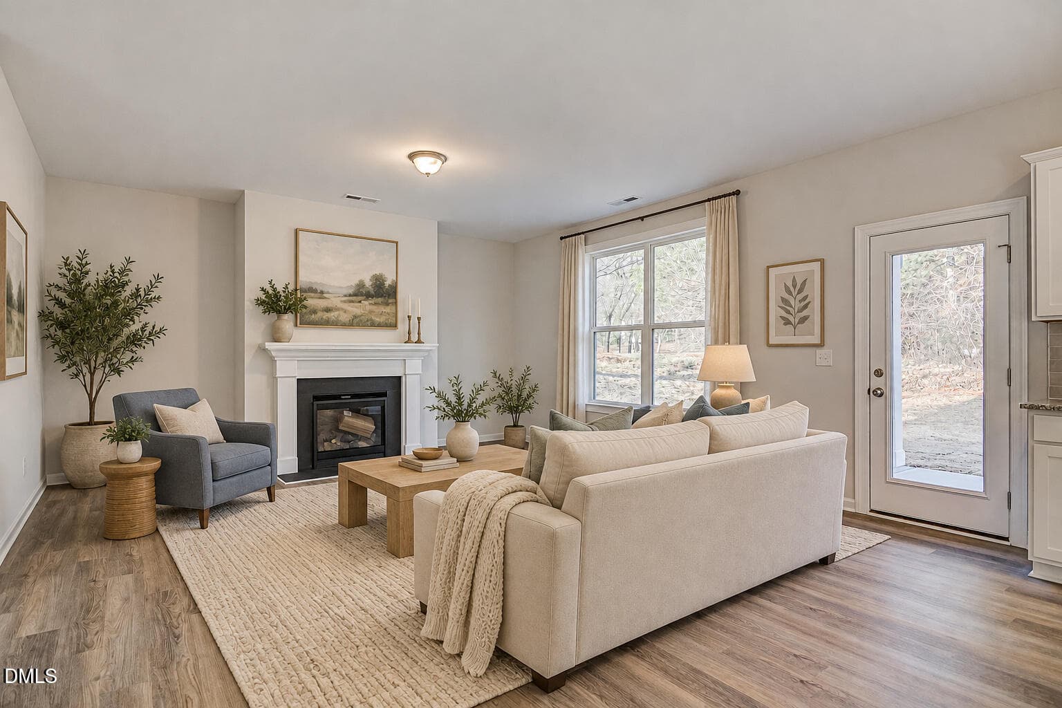 03-living - 175 Starlet Rdg Way, Clayton, NC 27520