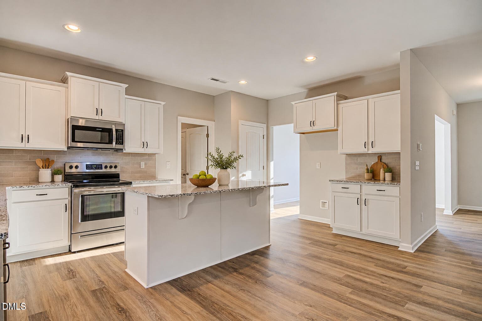09-kitchen - 175 Starlet Rdg Way, Clayton, NC 27520
