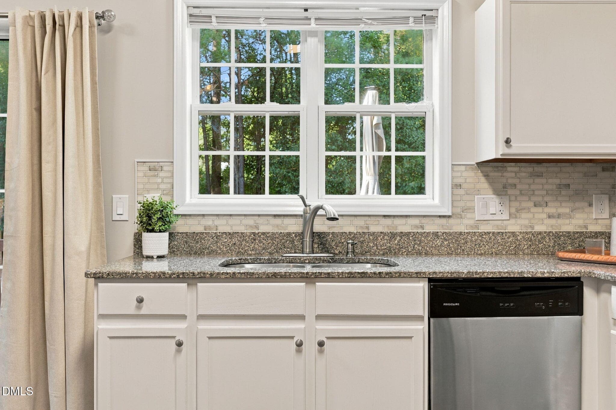 Kitchen - 2412 School Creek Place, Raleigh, NC 27606