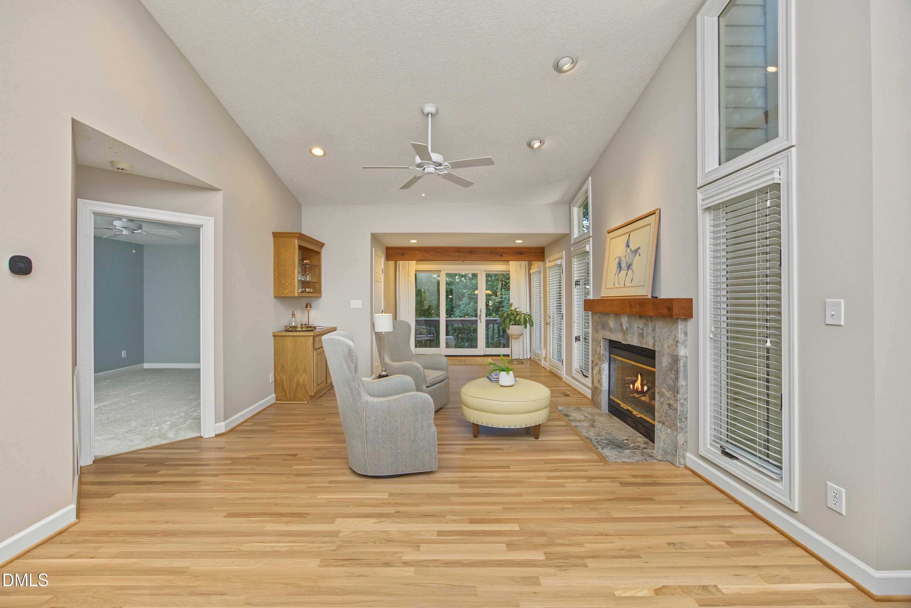 08Living - 8000 Grey Oak Drive, Raleigh, NC 27615