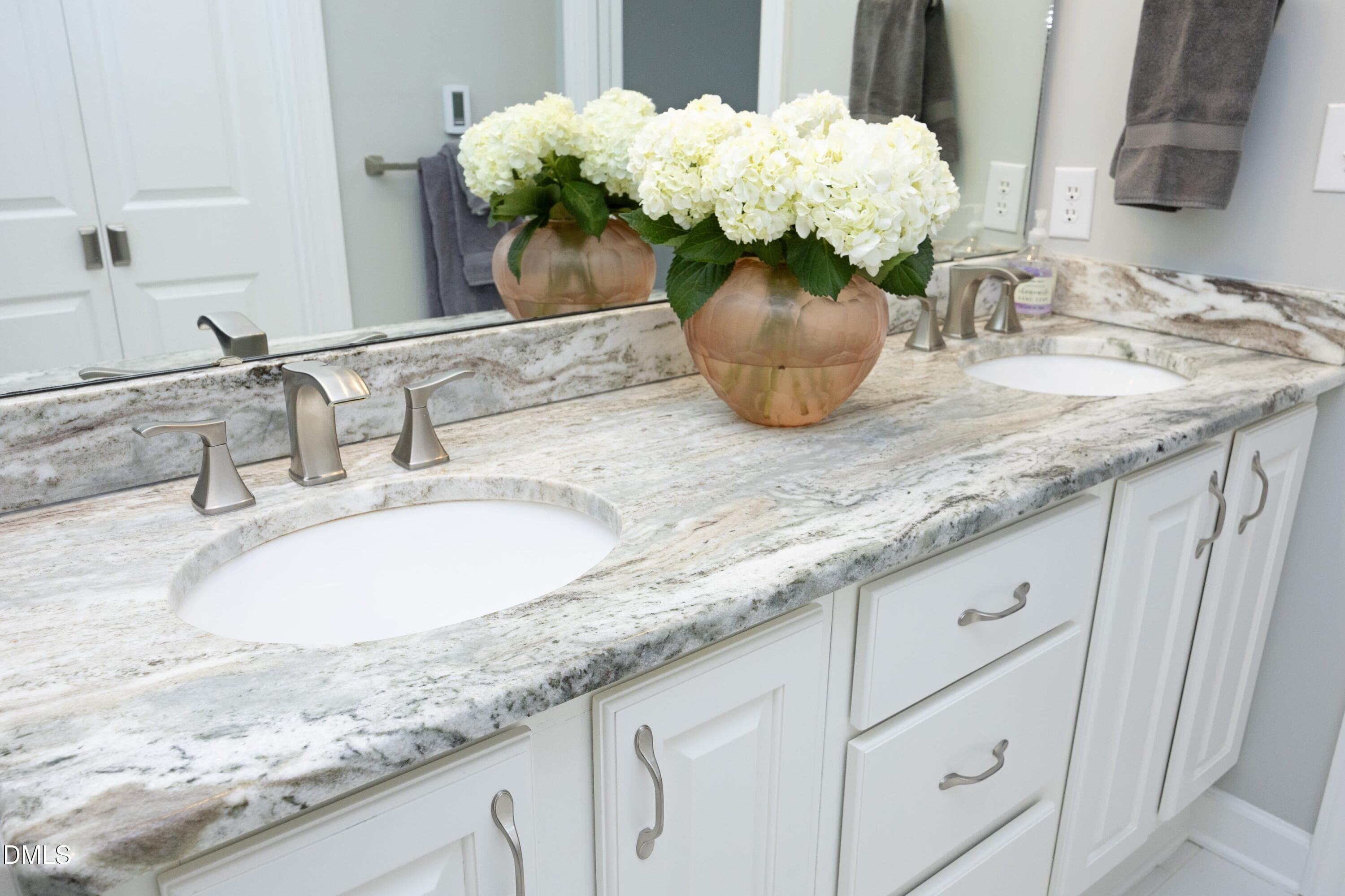 28BathCabinets - 8000 Grey Oak Drive, Raleigh, NC 27615
