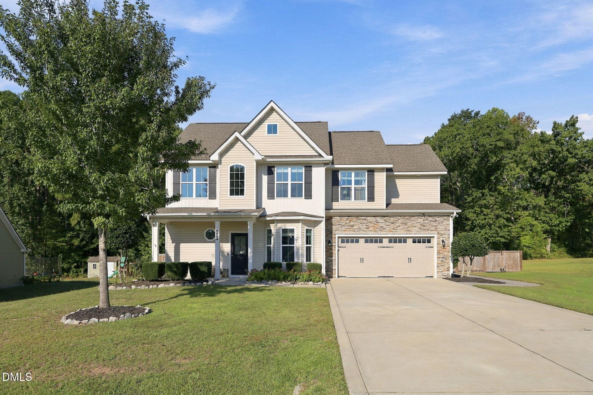406 Avery Pond Drive, Fuquay Varina, NC 27526