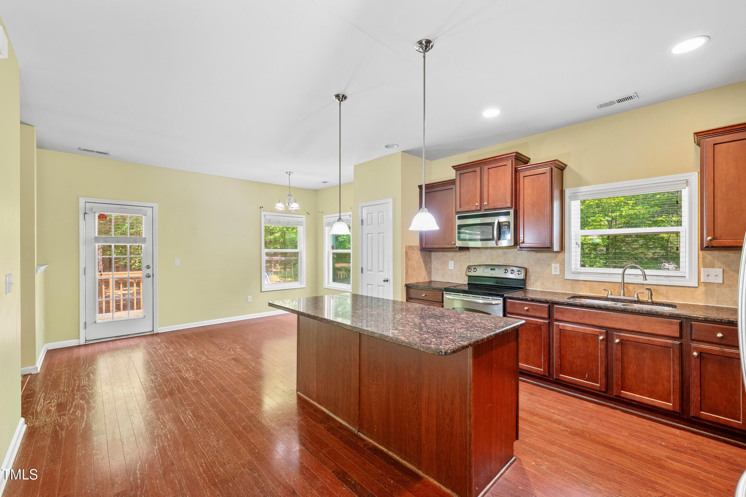 7_1826fillmoredr-interior-4 - 1826 Fillmore Drive, Creedmoor, NC 27522