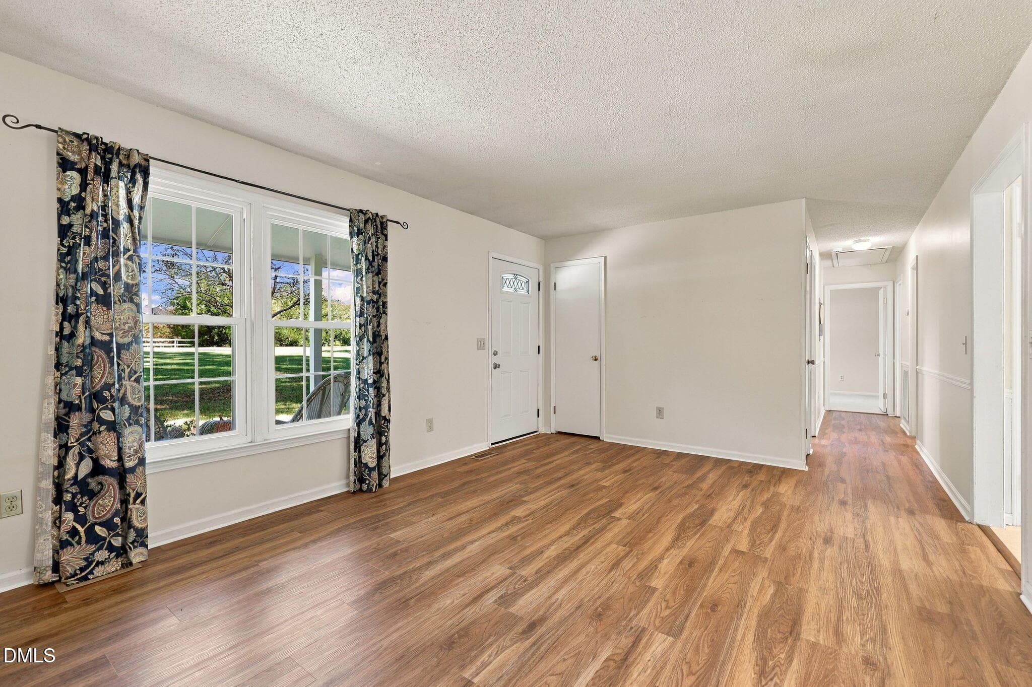 Living Room - 5320 Olde South Road, Raleigh, NC 27606