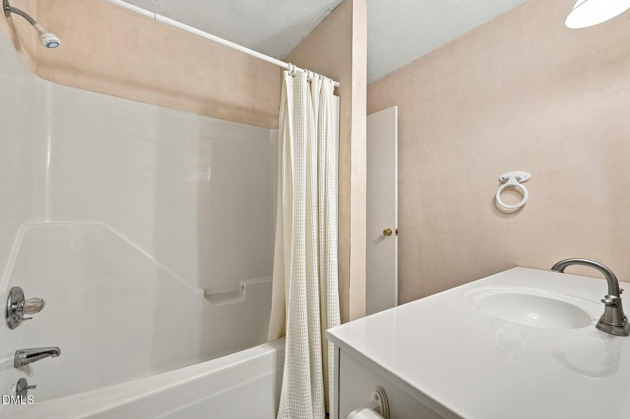 Hall Bathroom - 5320 Olde South Road, Raleigh, NC 27606