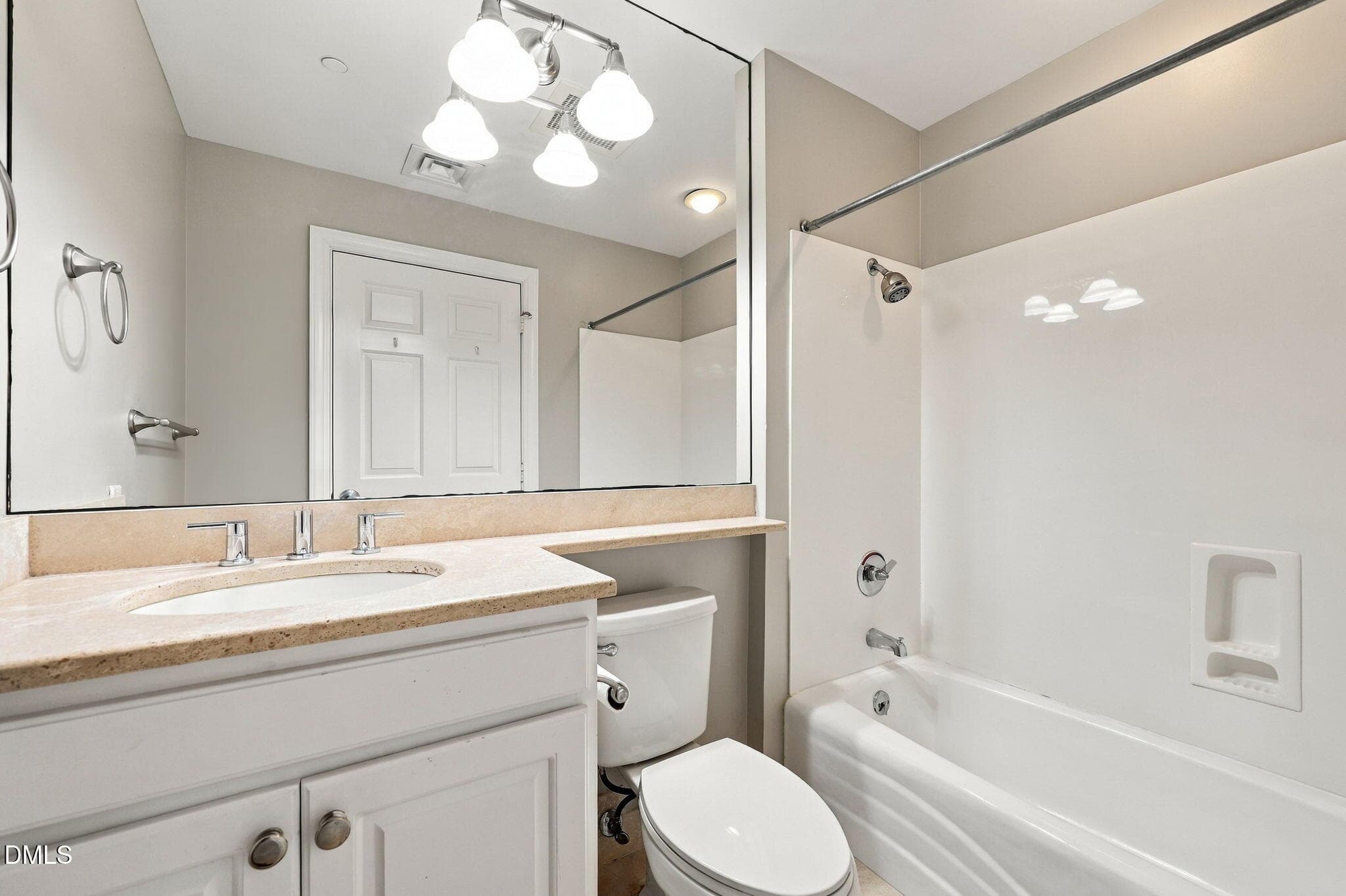 28-web-or-mls-IMG_4080_Edit - 510 Glenwood Avenue 611, Raleigh, NC 27603
