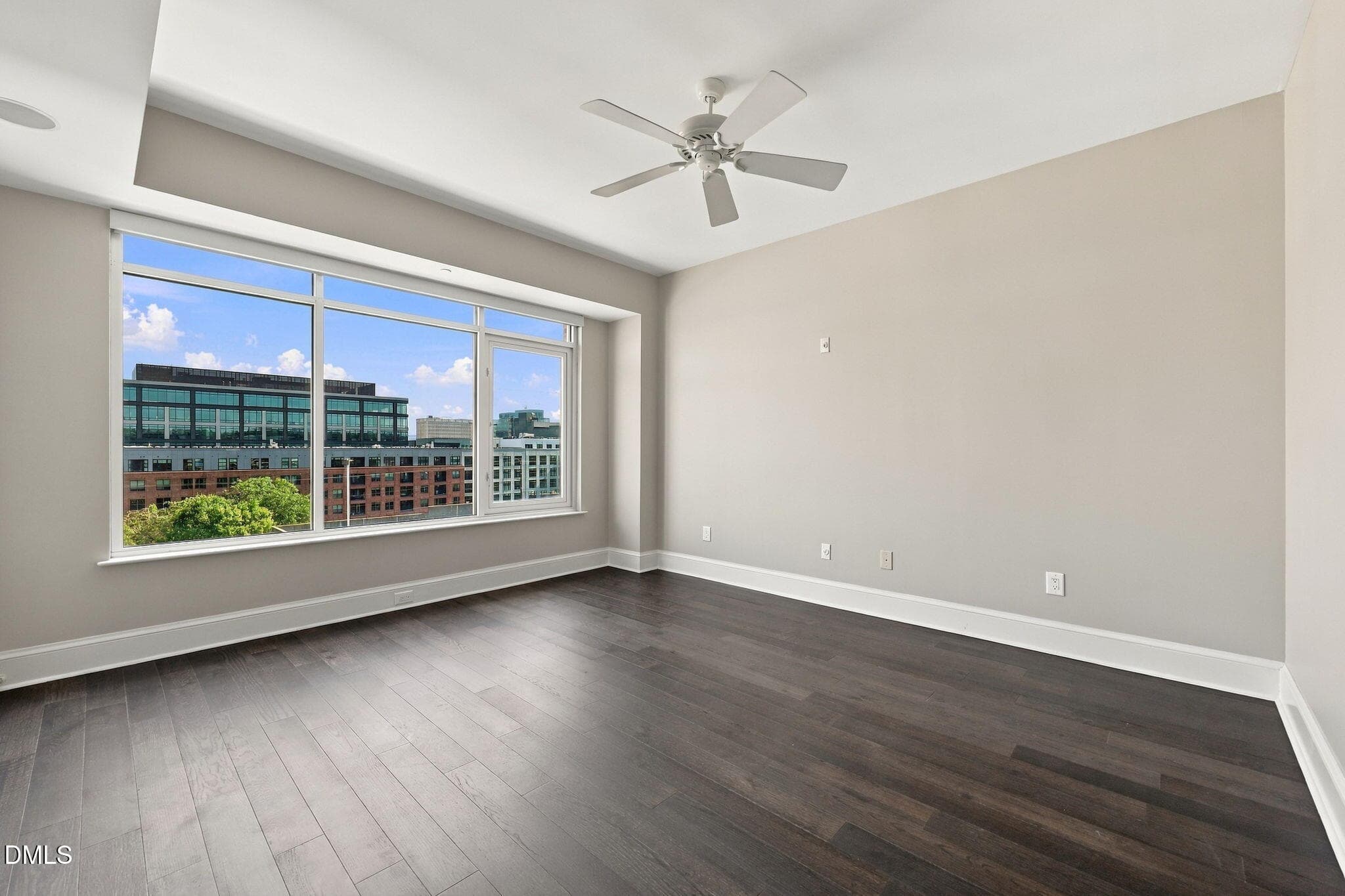 38-web-or-mls-IMG_4110 - 510 Glenwood Avenue 611, Raleigh, NC 27603