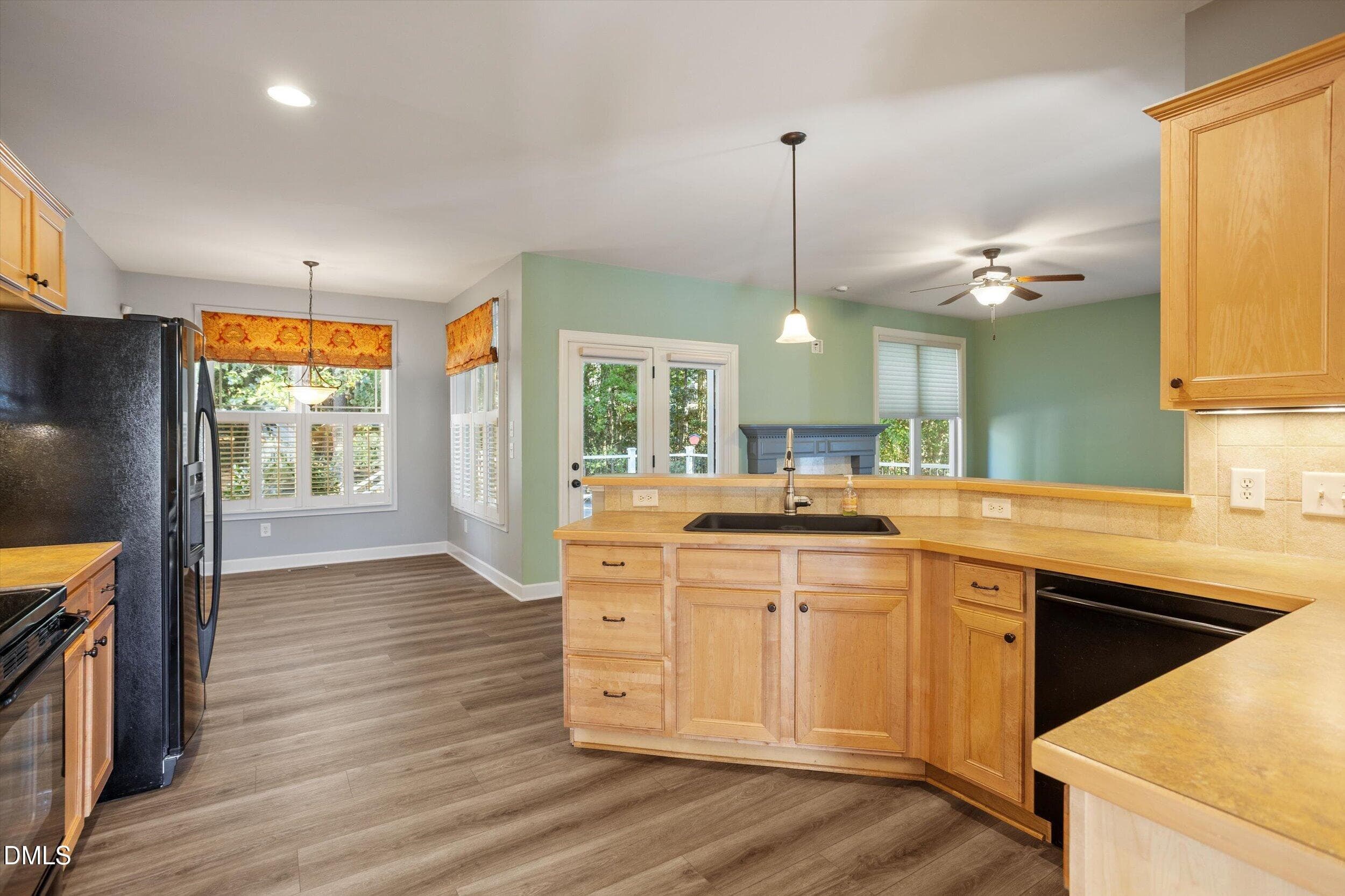 20-3141 Suncrest Village Ln_10202026_20 - 3141 Suncrest Village Lane Lane, Raleigh, NC 27616