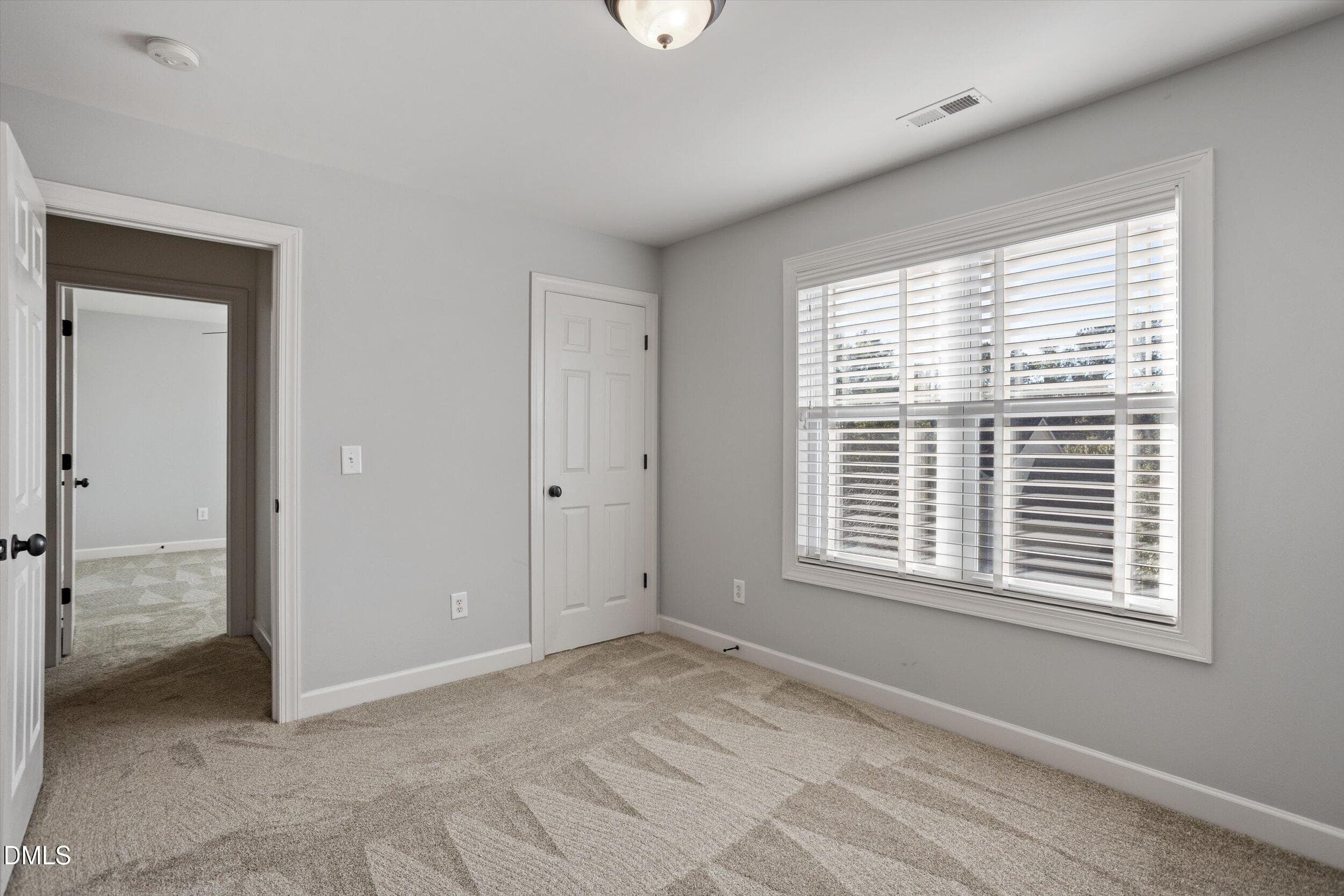35-3141 Suncrest Village Ln_10202026_35 - 3141 Suncrest Village Lane Lane, Raleigh, NC 27616